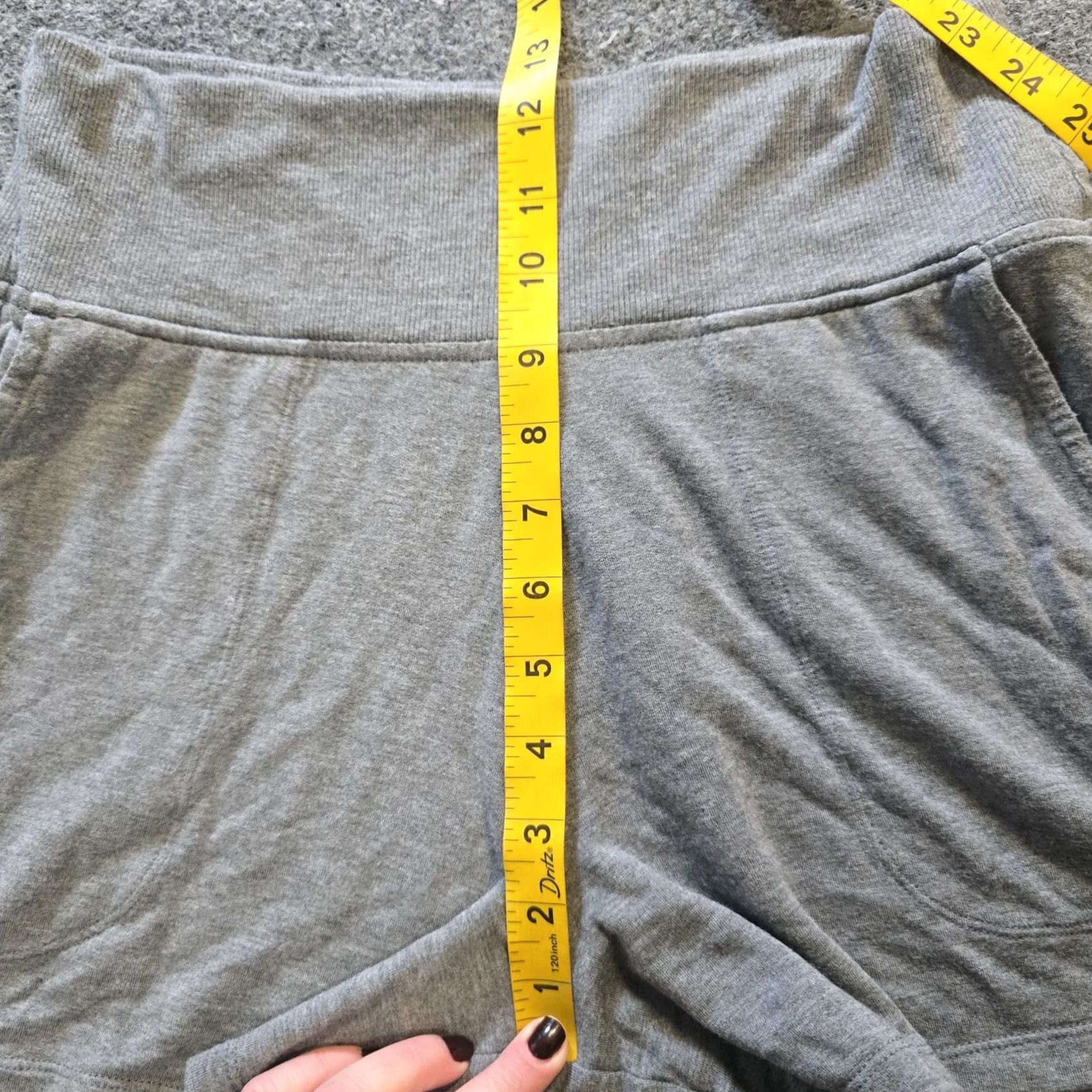 Athleta Athleta Shorts Womens Medium Gray Ribbed Pull On Foldover Casual Lounge Size 32" / US 10 / IT 46 - 6 Thumbnail