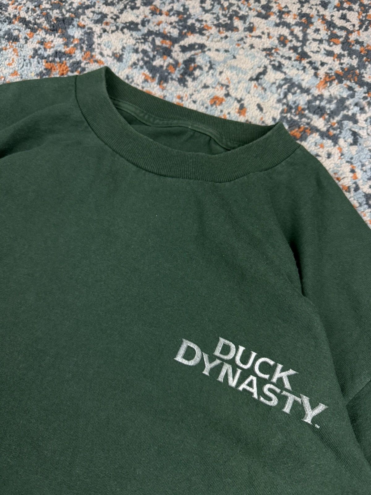 Vintage Vintage 2012 Duck Dynasty tv series graphic tee duck hunting Size US M / EU 48-50 / 2 - 6 Thumbnail