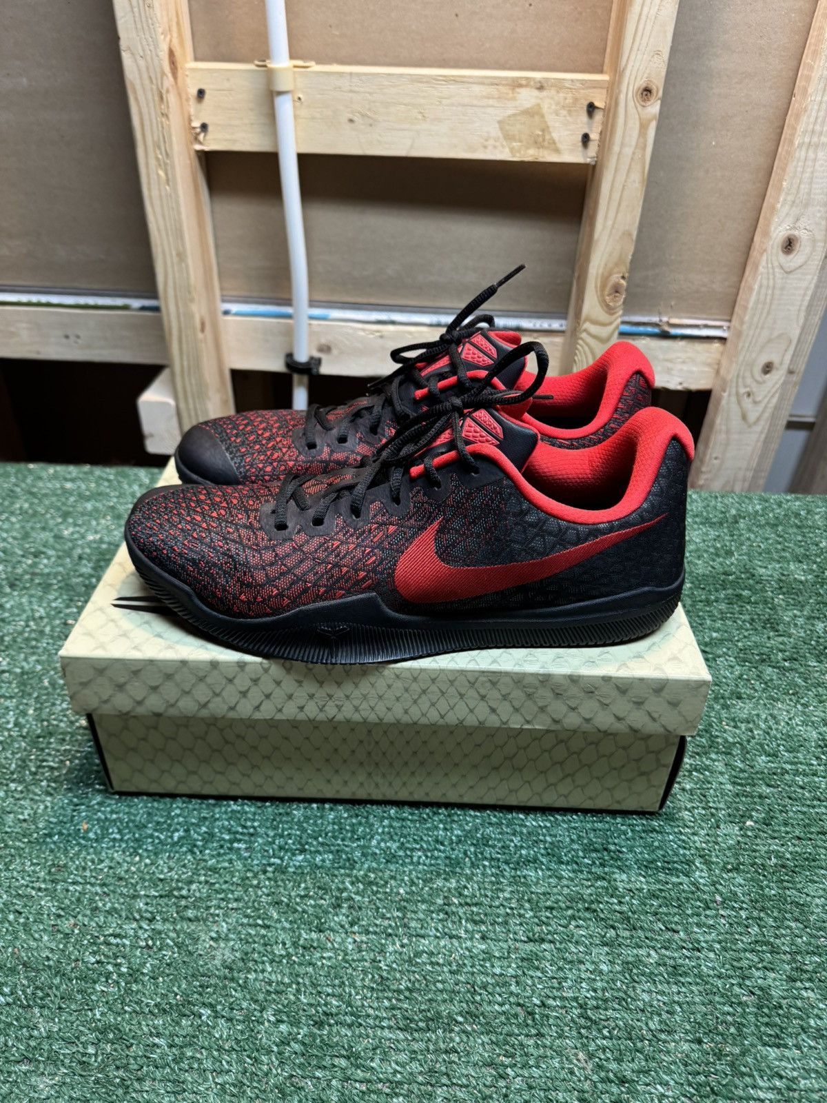 Nike Nike Mamba Instinct Bred Size 12 Size US 12 / EU 45 - 7 Thumbnail