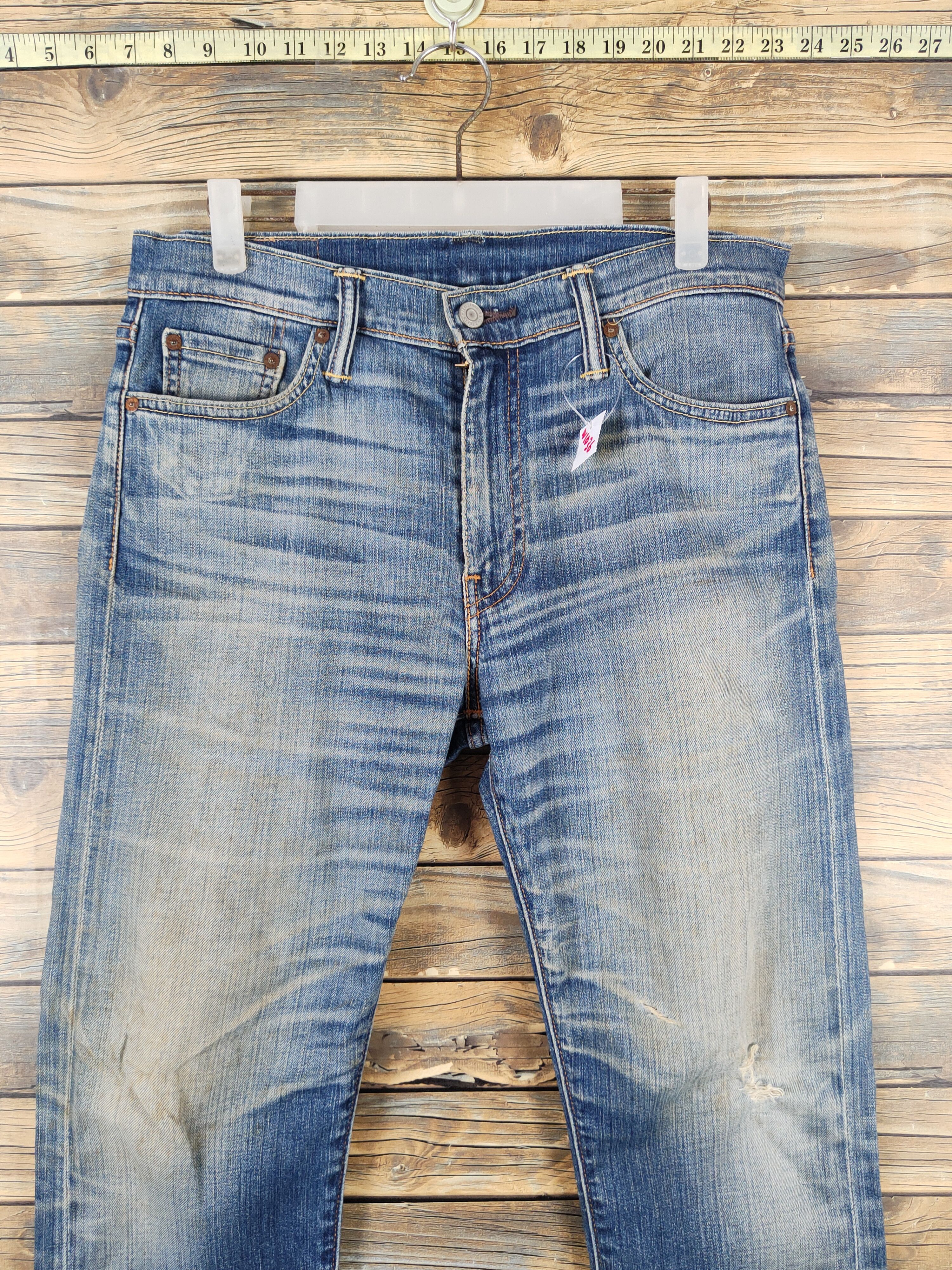 Levi's Levi's Blue Distressed Ripped Jeans #W1036 Size US 31 - 2 Thumbnail