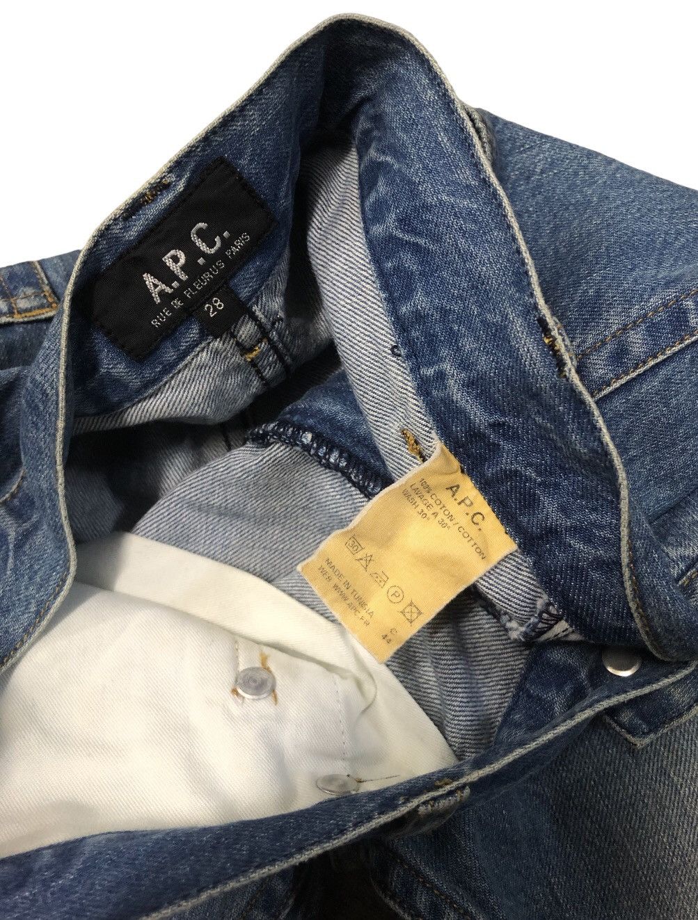 A.P.C. × Japanese Brand × Vintage A.P.C RUE DE FLEURUS PARIS JEANS UNISEX Size US 30 / EU 46 - 1 Thumbnail