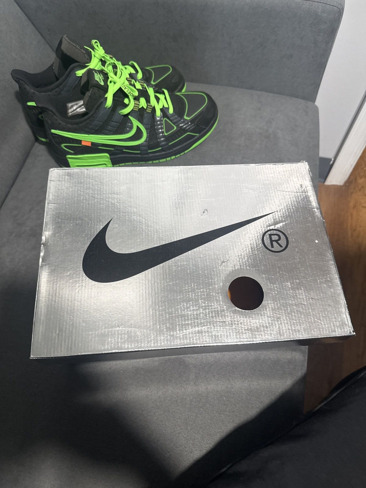 Nike × Off-White × Virgil Abloh Nike Air Rubber Dunk OW “Green Strike” Size US 10 / EU 43 - 7 Thumbnail
