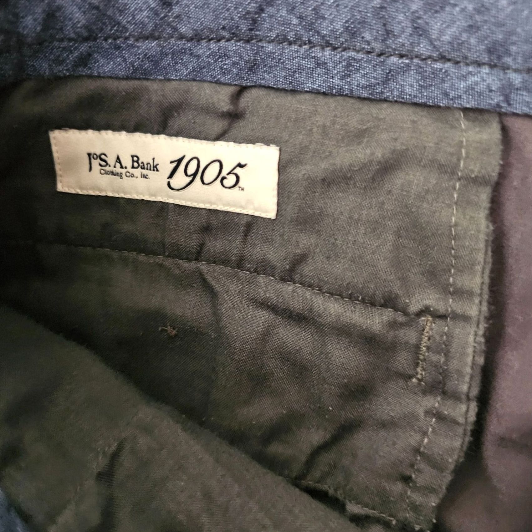 Jos. A. Bank Jos. A. Bank Pants Chino 36x29 Men Gray Flat Front Straight Leg Comfort Easy Care Vintage? No (omit) Regular 29 Inseam Pants Mens Gray Size US 36 / EU 52 - 3 Thumbnail