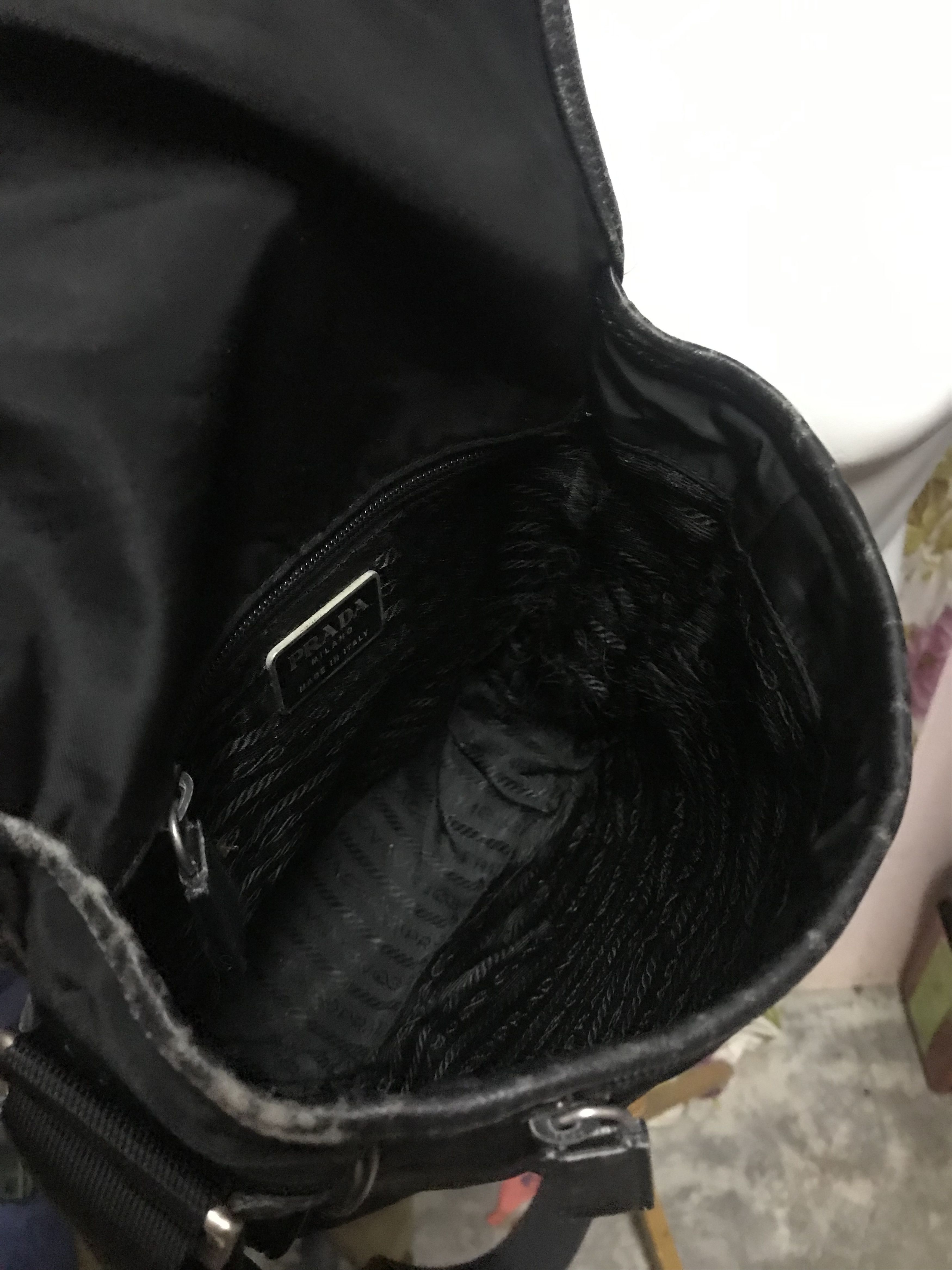 Prada Vintage Prada Black Shoulder Size ONE SIZE - 15 Thumbnail