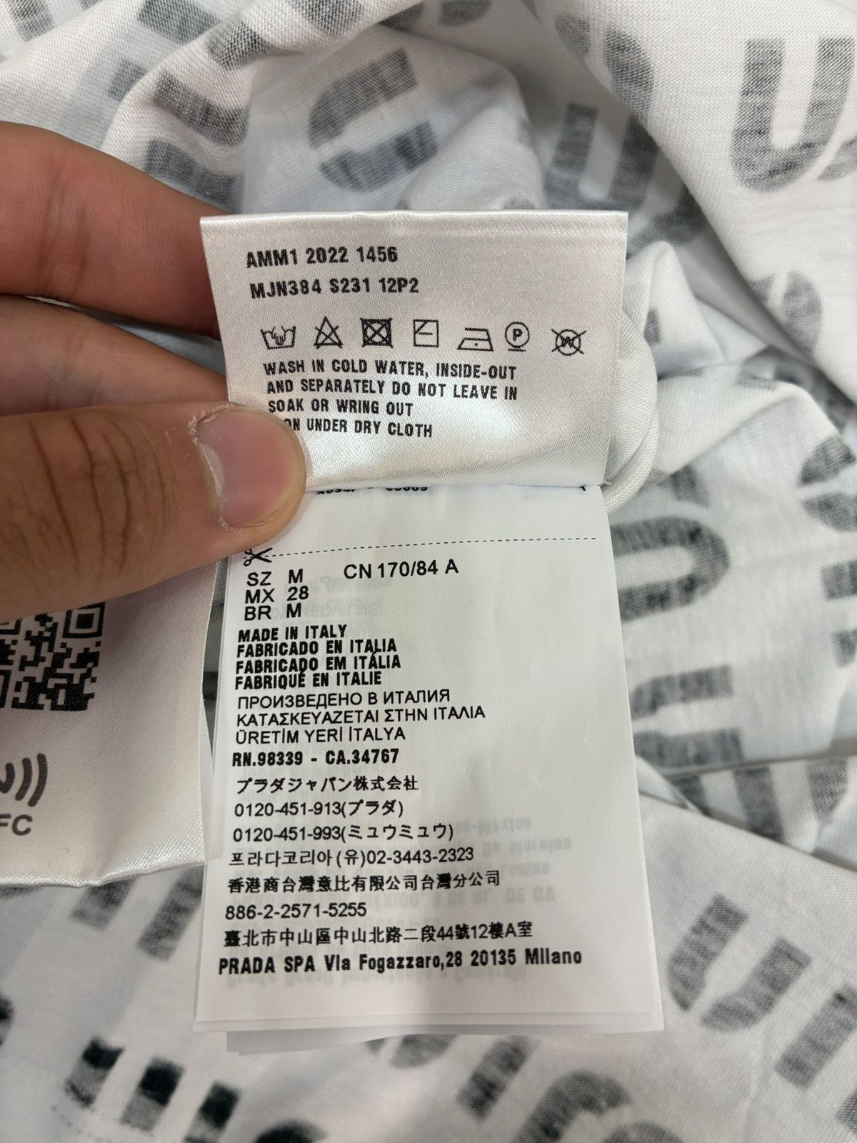Miu Miu Miu miu Print T-Shirt Size US M / EU 48-50 / 2 - 5 Thumbnail
