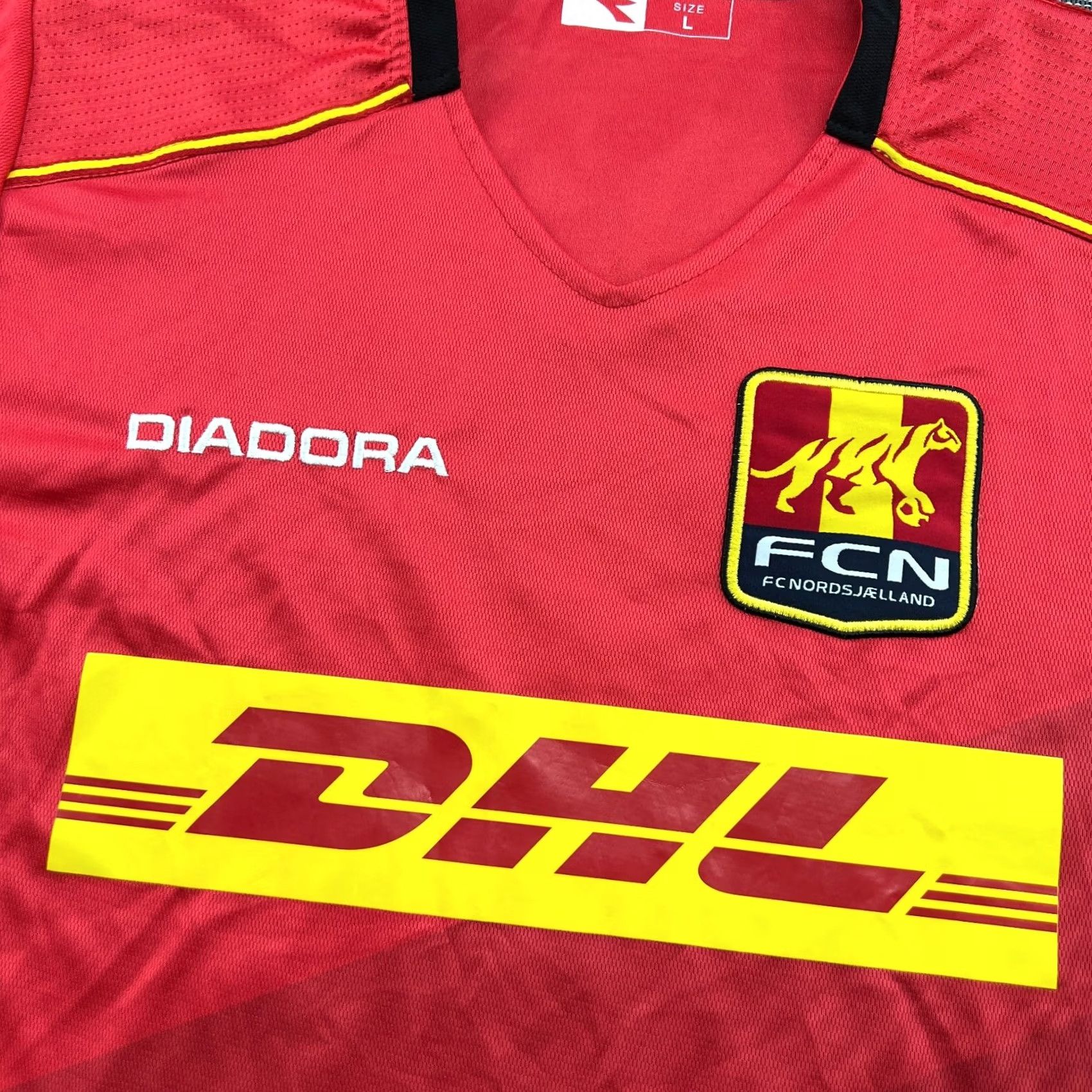 Diadora Diadora FC Nordsjaelland 2017-2018 Home Jersey Mens Large Adult Red T-Shirt Football Jersey Moisture Wicking Quick Dry Athletic Sport Jersey Mens Size US L / EU 52-54 / 3 - 4 Thumbnail