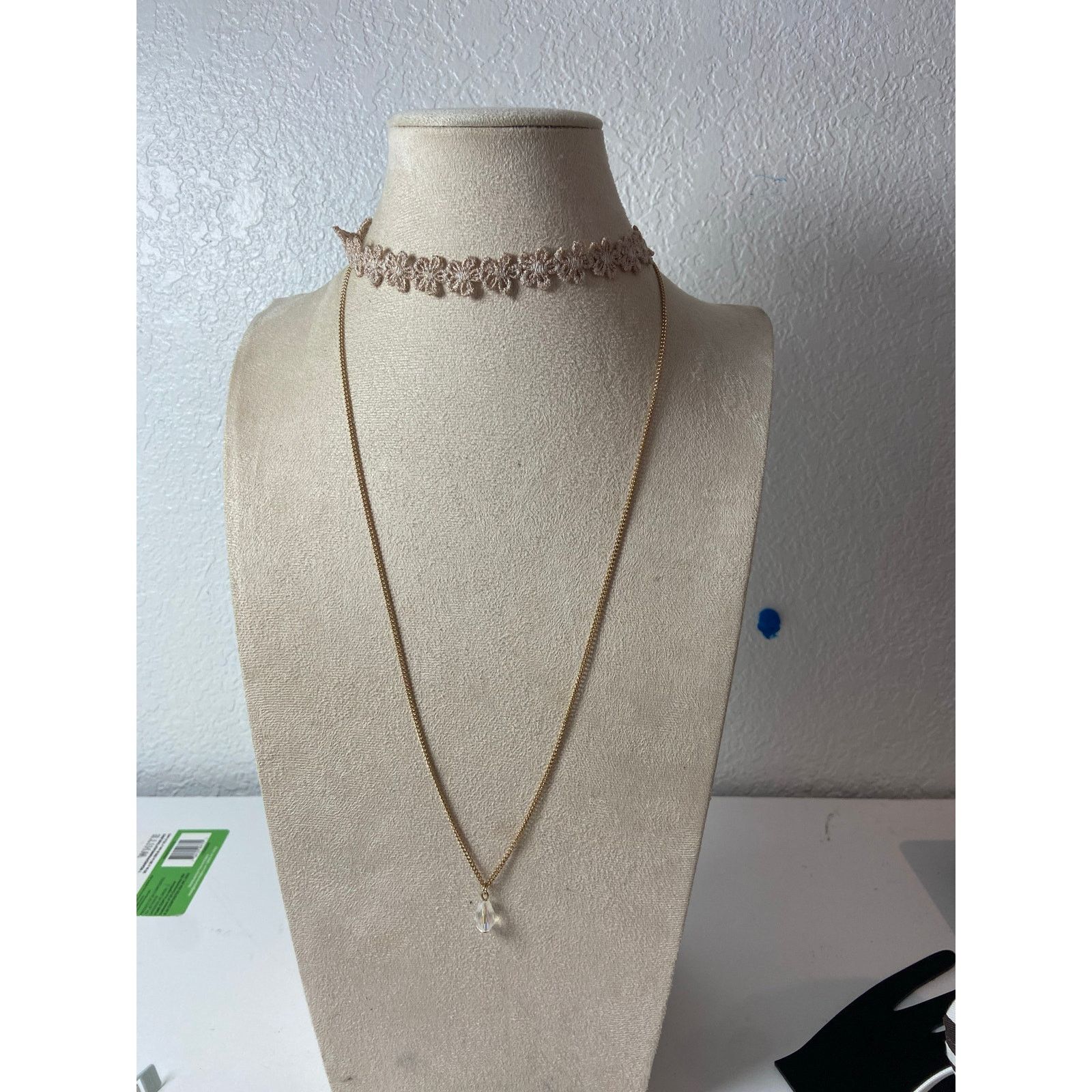 Other Elegant Beige Layered Choker Necklace - Never Worn Size ONE SIZE - 1 Thumbnail