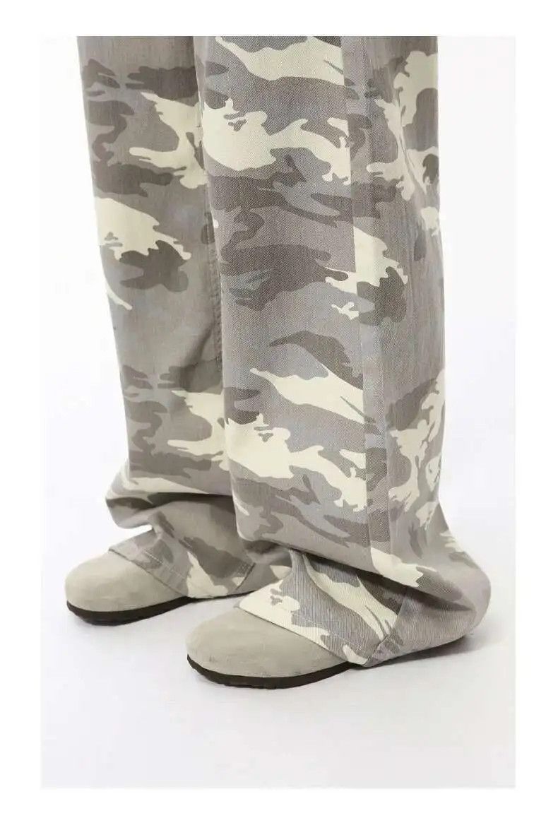 Japanese Brand Baggy Wide Leg Camo Jeans Size US 34 / EU 50 - 2 Thumbnail
