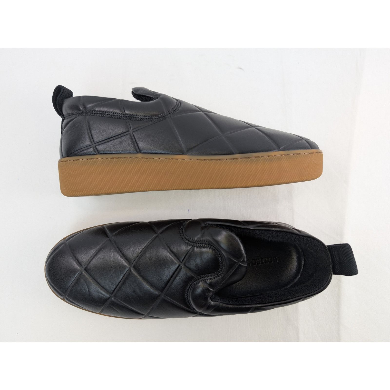 Bottega Veneta o1rshd1 Embossed Lagoon Nappa Quilt Sneaker in Black Size US 11 / EU 44 - 1 Thumbnail