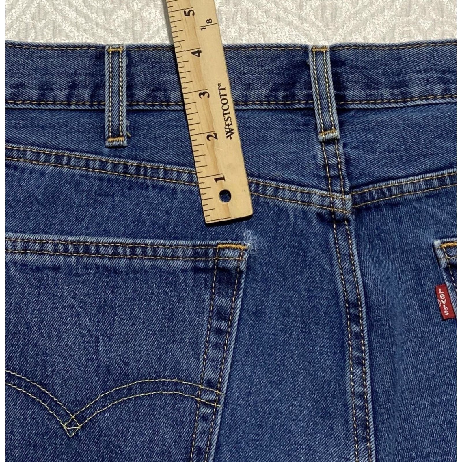 Levi's Levi's 550 Jeans Mens 40x34 Blue Relaxed Fit Tapered Leg Denim Red Tab Mid Wash Size US 40 / EU 56 - 2 Thumbnail