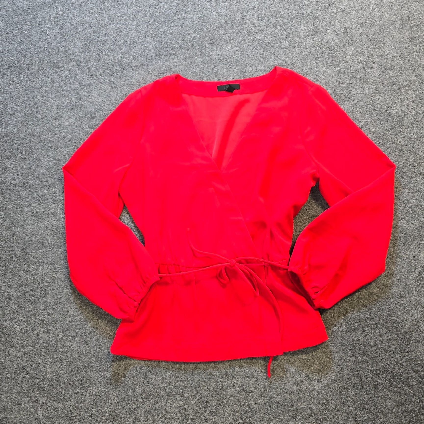 J.Crew J.CREW Top Womens Size 8 Red V-Neck Peplum Belted Long Sleeve Blouse Size M / US 6-8 / IT 42-44 - 2 Thumbnail