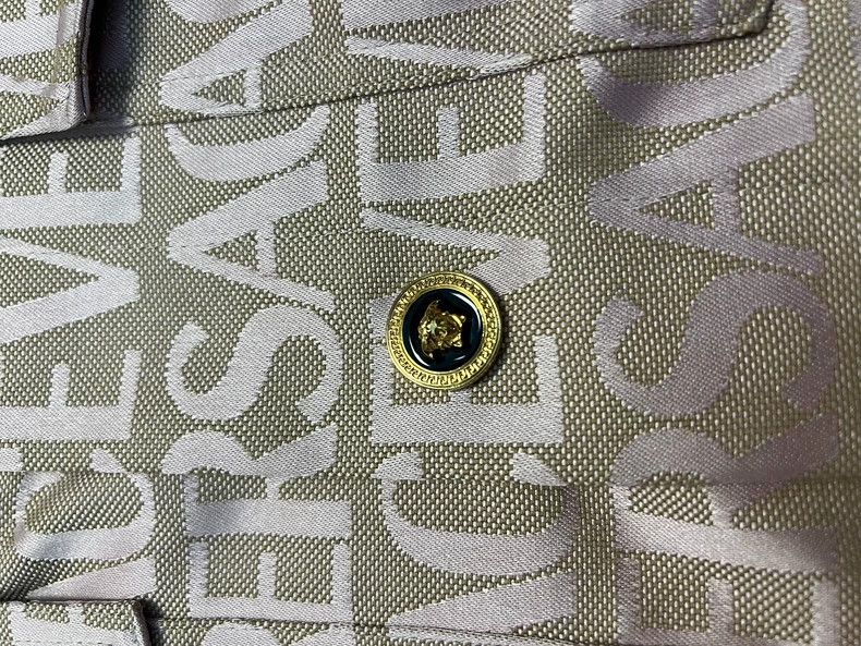 Versace Versace Letter print full print square neck button-down lo Size US M / EU 48-50 / 2 - 5 Thumbnail