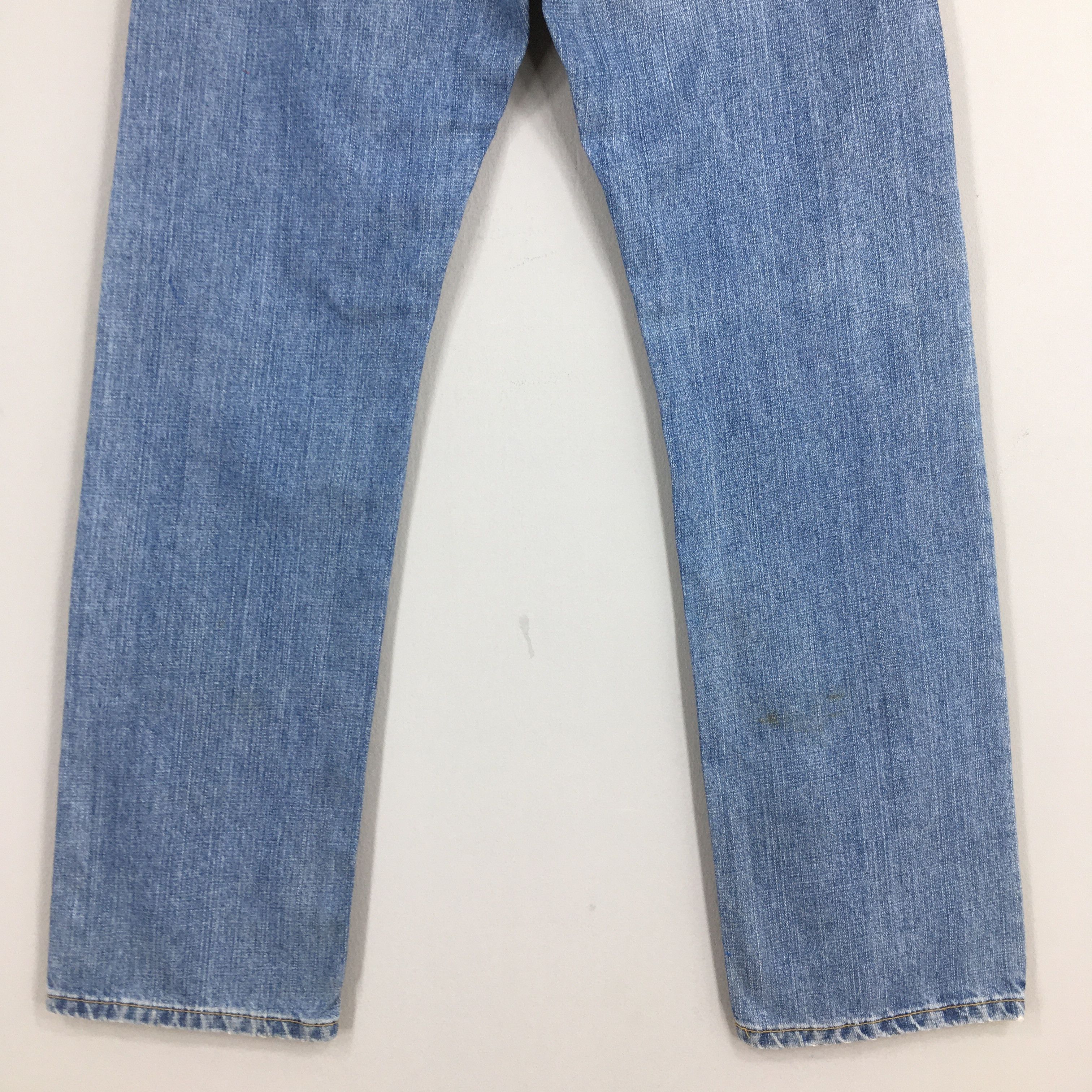 Levi's Size 30x30.5 Vintage Levi's 514 Faded Blue Jeans Size US 30 / EU 46 - 11 Thumbnail
