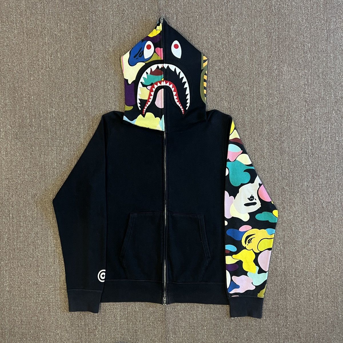 Bape shark hoodie camo sleeve clearance