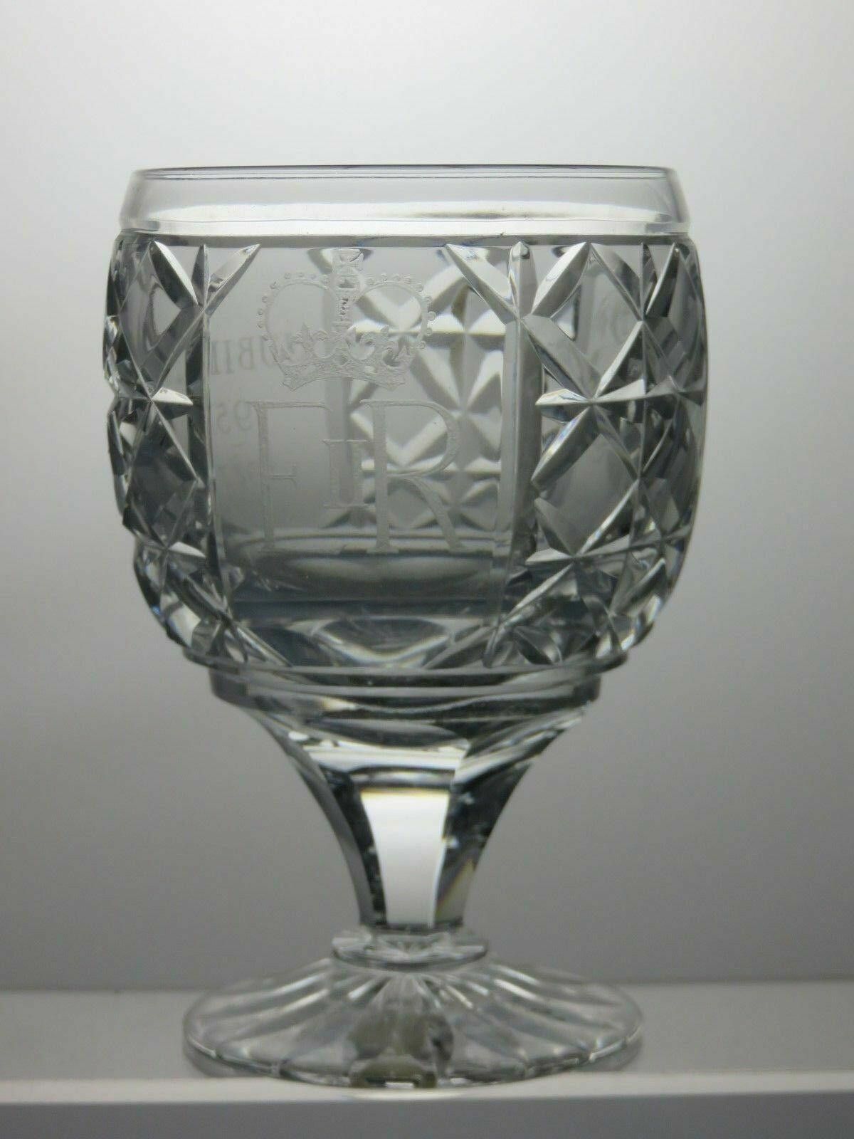 The Unbranded Brand Large Lead Crystal Glass EIIR 1952-1977 Jubilee 5 3/4" Size ONE SIZE - 3 Thumbnail