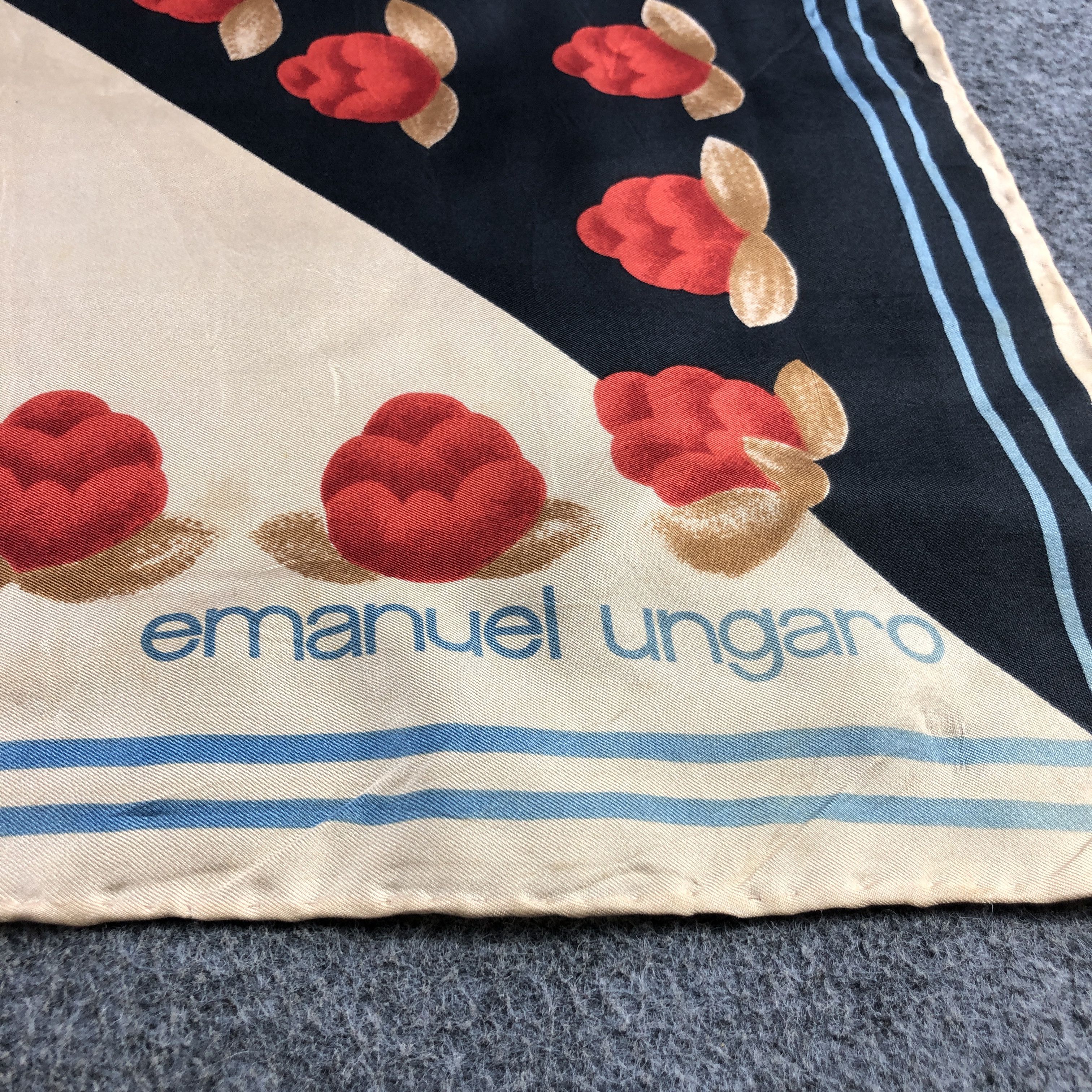 Emanuel Ungaro Emanuel Ungaro Floral Hand Rolled Silk Scarf M1055 Size ONE SIZE - 4 Thumbnail