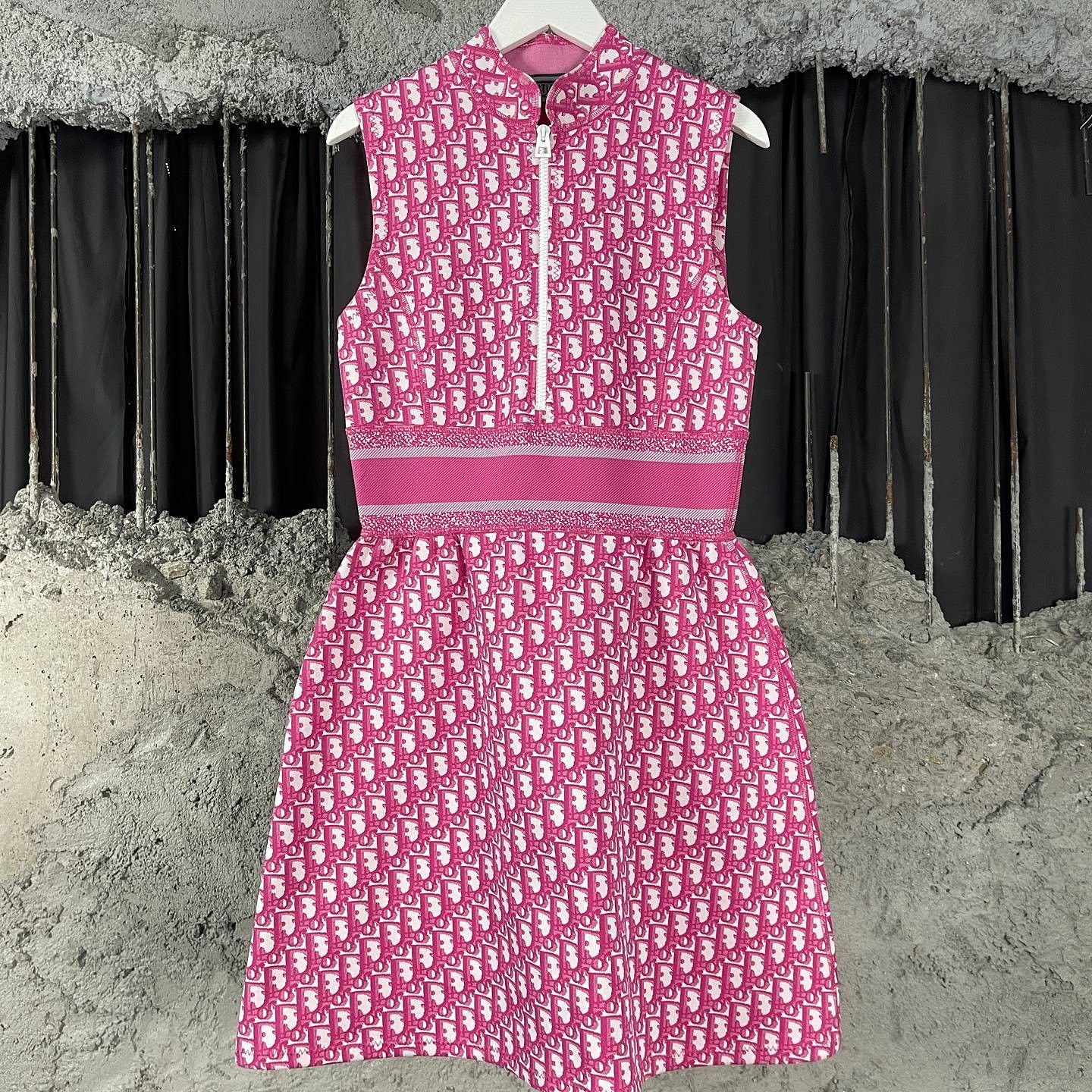 Dior Christian Dior Pink Oblique Mini Dress Size FR 34 Size XS / US 0-2 / IT 36-38 - 1 Thumbnail