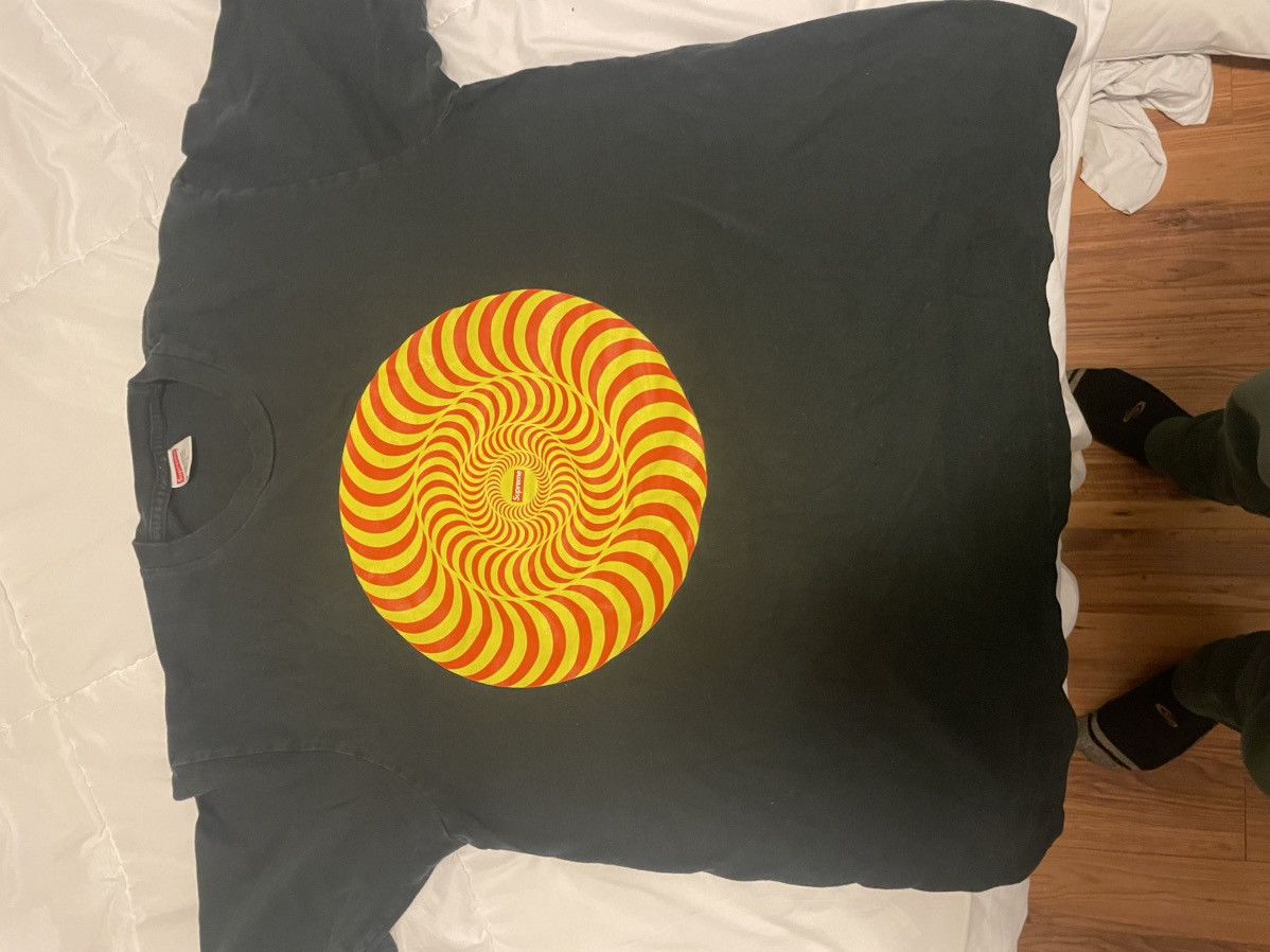 Supreme Supreme optical illusion t shirt Size US L / EU 52-54 / 3 - 1 Thumbnail