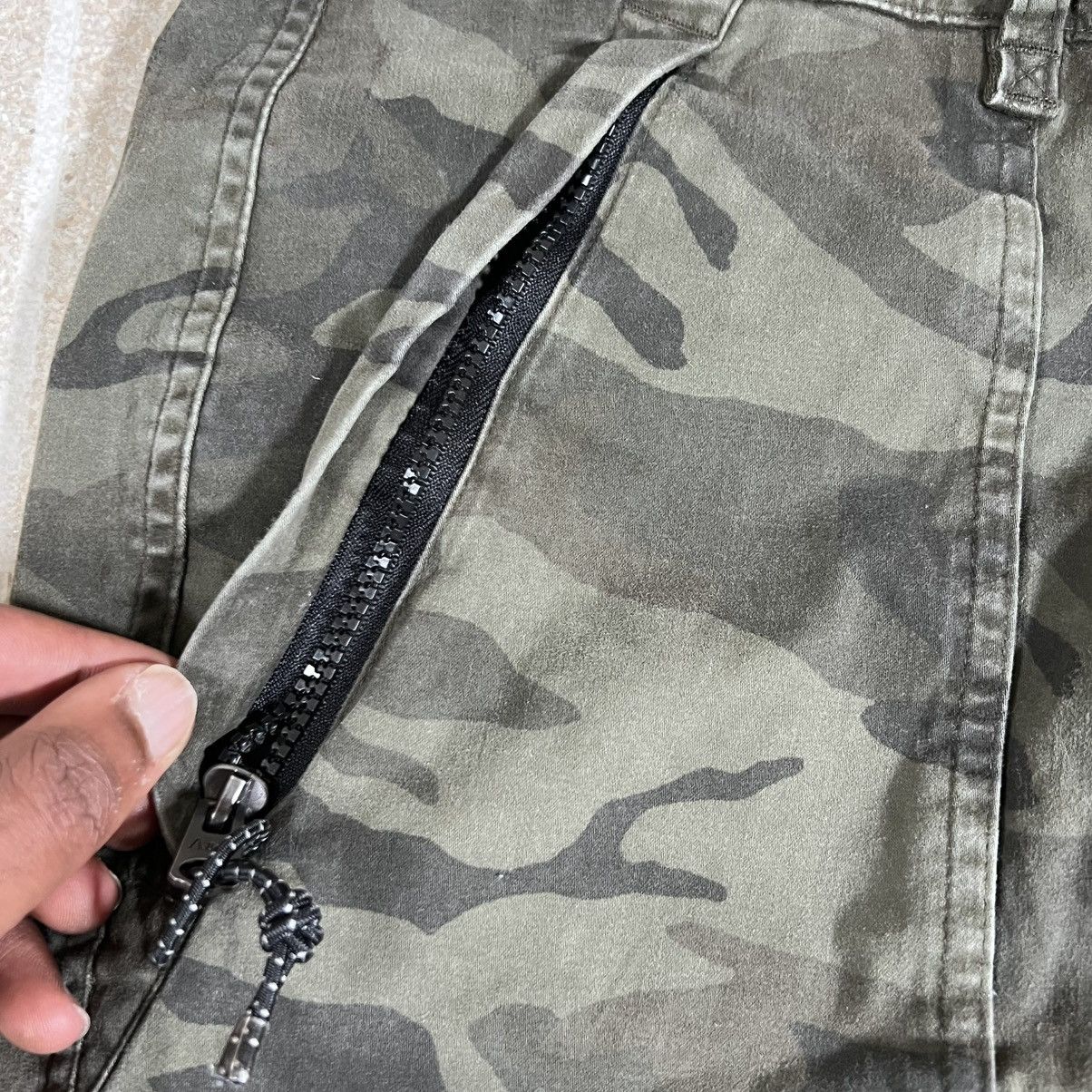 Abercrombie & Fitch Abercrombie & Fitch Cargo Pants Camo Grunge Utility Pockets Size US 31 - 3 Thumbnail