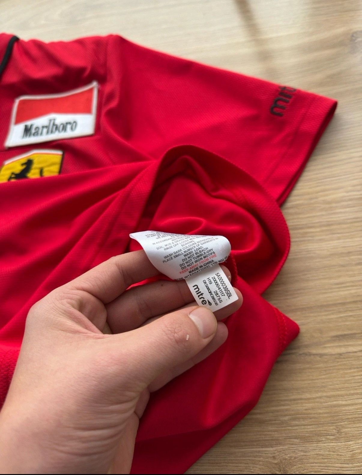 Ferrari Vintage Ferrari Marlboro Racing Jersey Polo Red Mitre Shirt Size US L / EU 52-54 / 3 - 11 Thumbnail