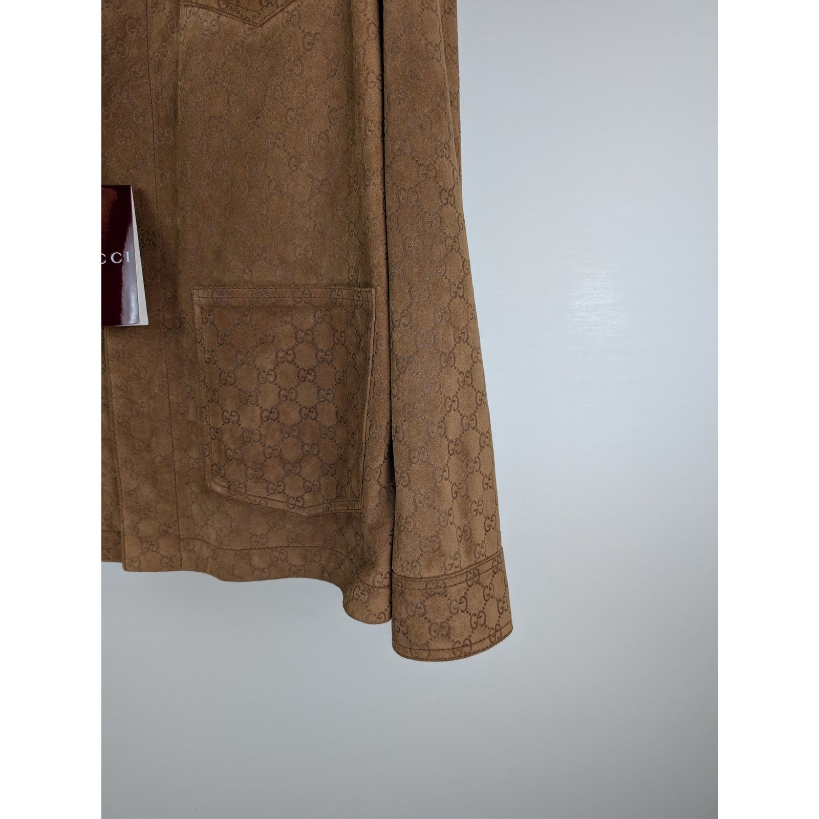 Gucci o1rshd1 Embossed GG Suede Jacket in Camel / Beige Size US M / EU 48-50 / 2 - 5 Thumbnail