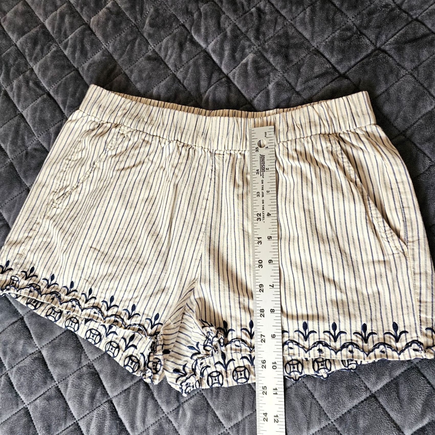 Madewell VINTAGE Madewell Pajama Shorts Women's XS Beige Striped Elastic Waist Leg Design Shirt? Size 26" / US 2 / IT 38 - 5 Thumbnail