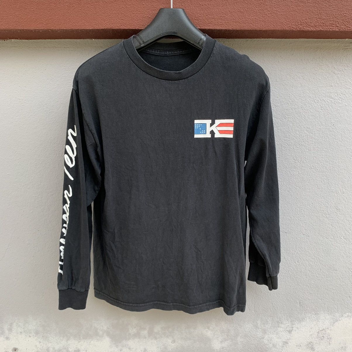 Band Tees R&B Khalid American Teen Tour 2017 Long Sleeve Tee Size US S / EU 44-46 / 1 - 3 Thumbnail