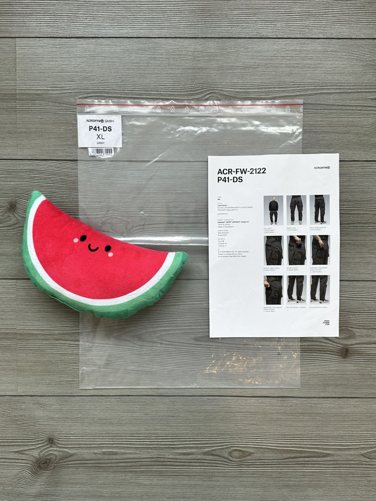 Acronym P41-DS (XL, Gray, 9/10) Size US 36 / EU 52 - 8 Thumbnail