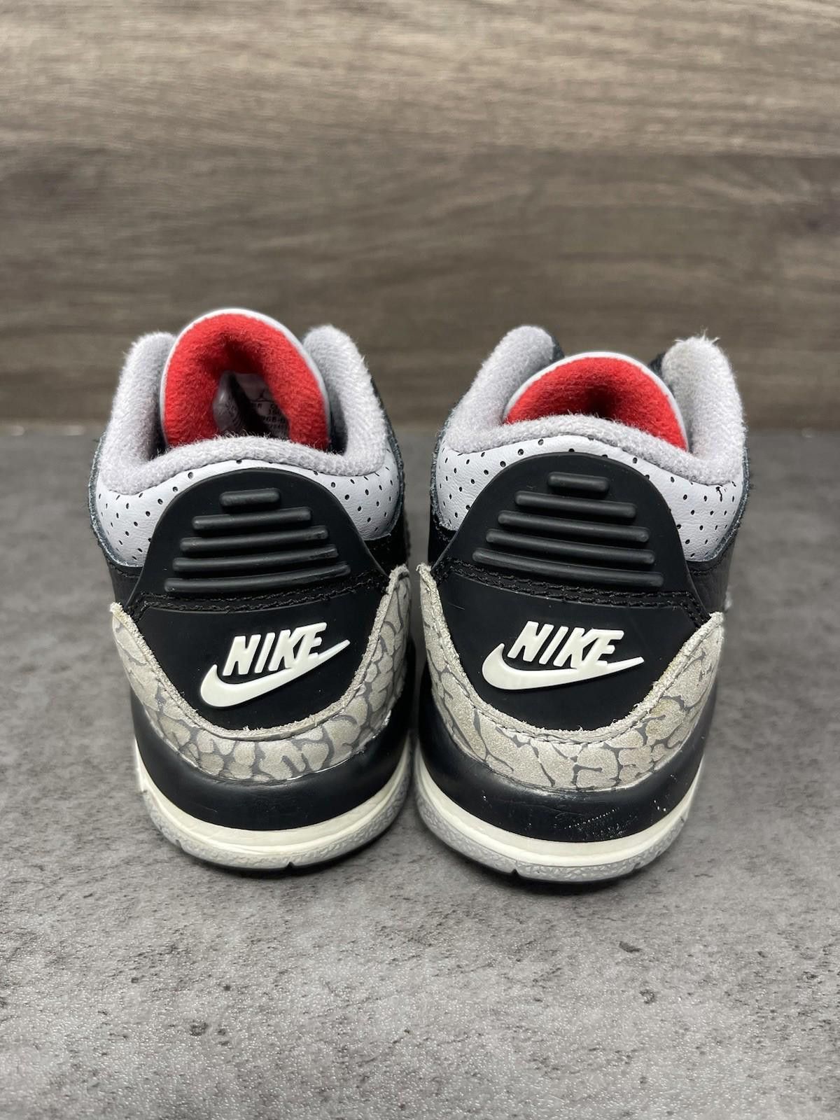 Nike Air Jordan 3 Retro Shoes Kids Size 10C PS Black Cement Nike Size US 10 / EU 43 - 4 Thumbnail