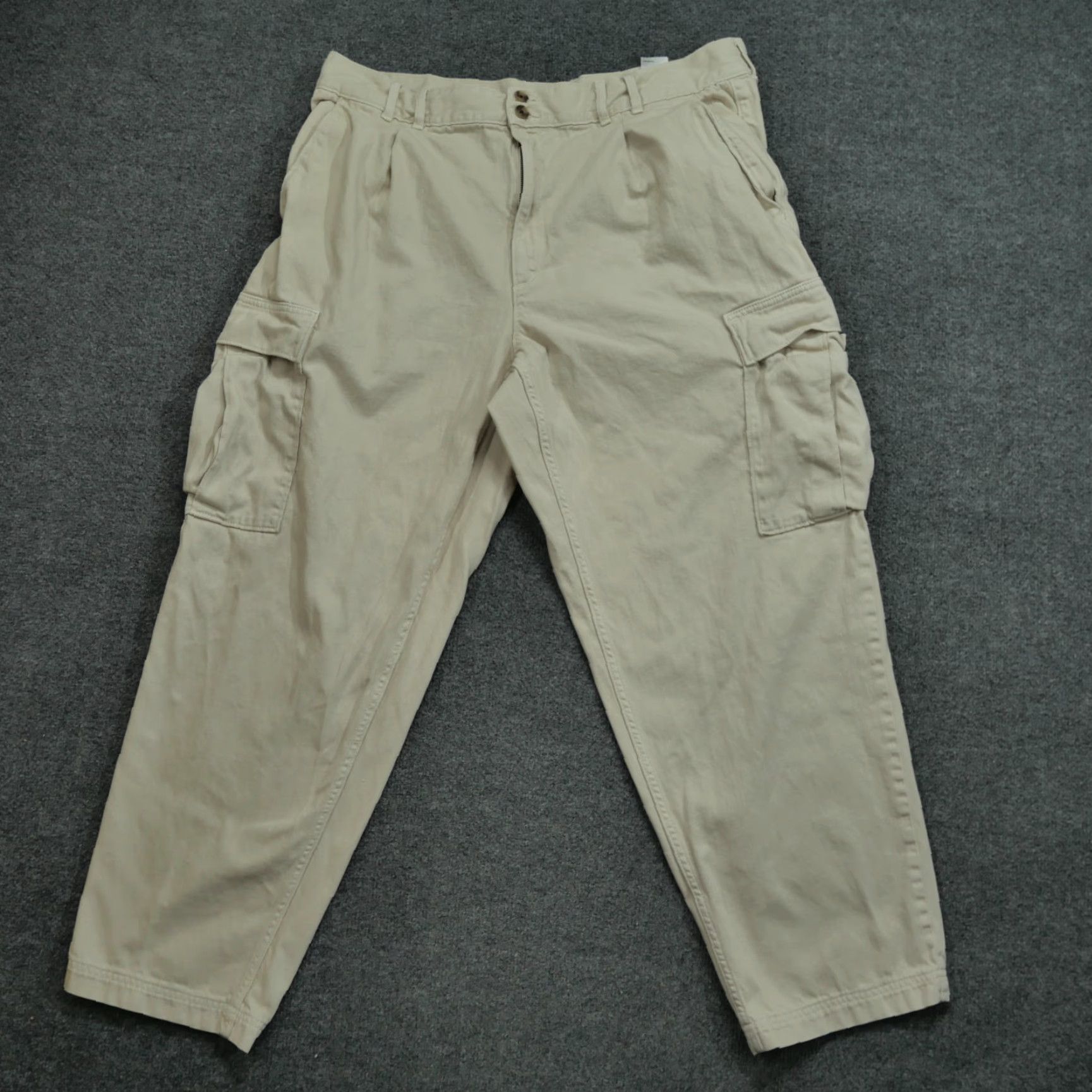 Banana Republic VINTAGE Banana Republic Pants Womens 34 18 Tan Cotton Cargo Baggy? Size 26" / US 2 / IT 38 - 2 Thumbnail