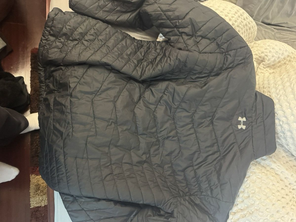 Under Armour Under Armour Lightweight Black Puffer Jacket – Men’s Size US XXL / EU 58 / 5 - 3 Thumbnail