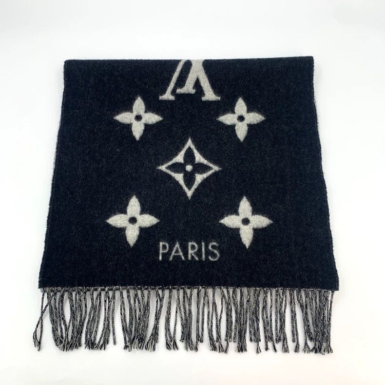Louis Vuitton Louis Vuitton Black logo floral print cashmere tassel scar Size ONE SIZE - 2 Thumbnail
