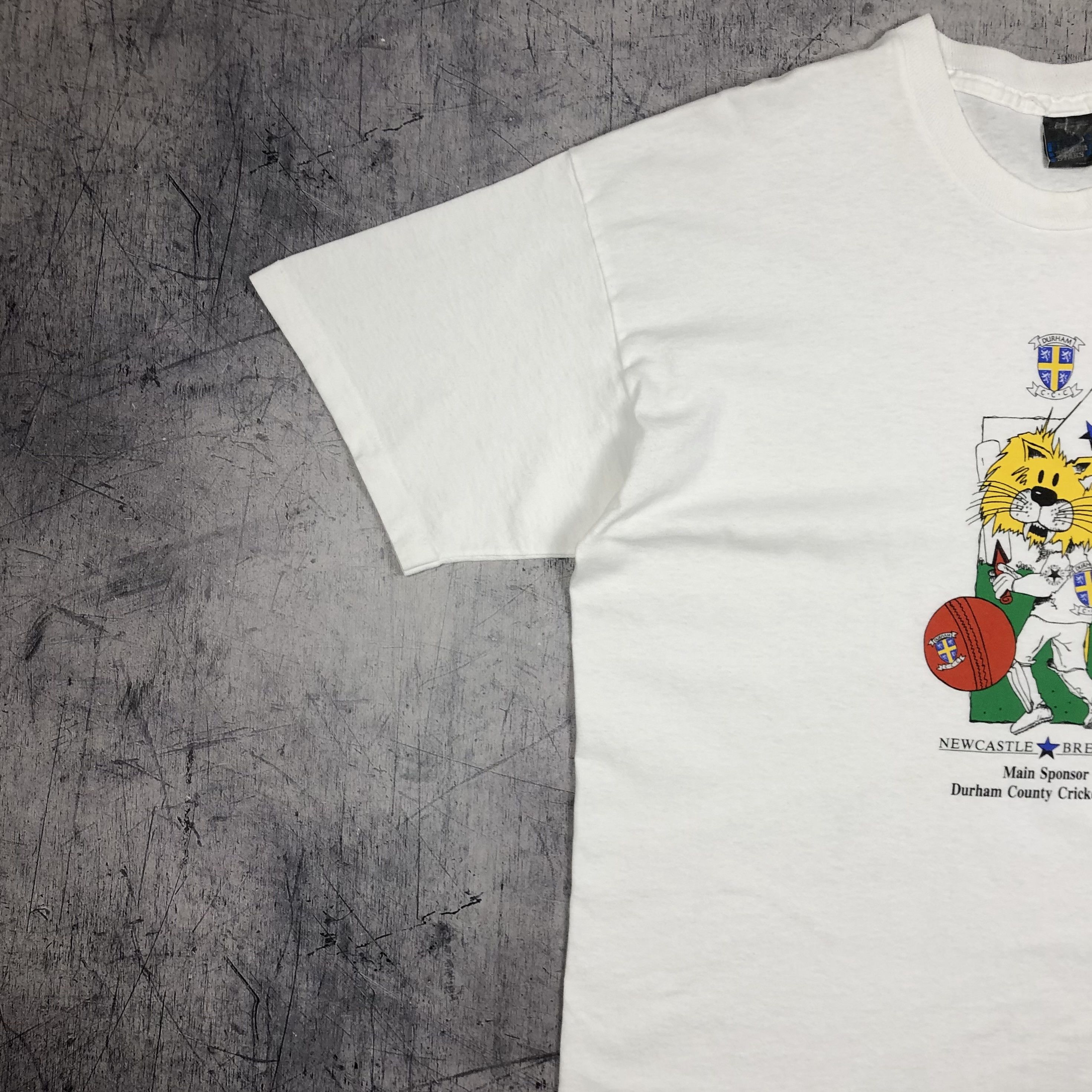 Retrofit 90s Newcastle Mascot Lion Durham Cricket Club Tee Size US XL / EU 56 / 4 - 6 Thumbnail