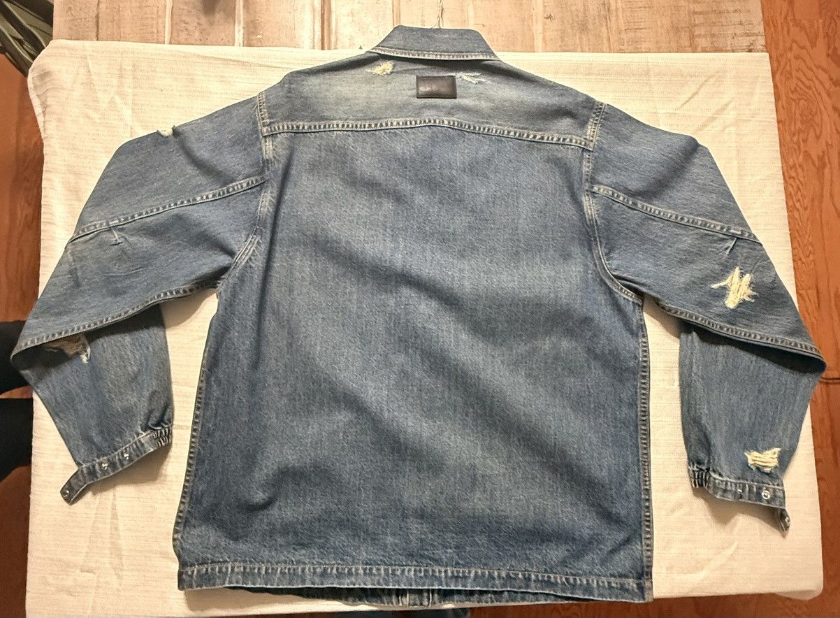 Helmut Lang Helmut Lang Distressed Denim Uniform Shirt Jacket - Size L Size US L / EU 52-54 / 3 - 2 Thumbnail
