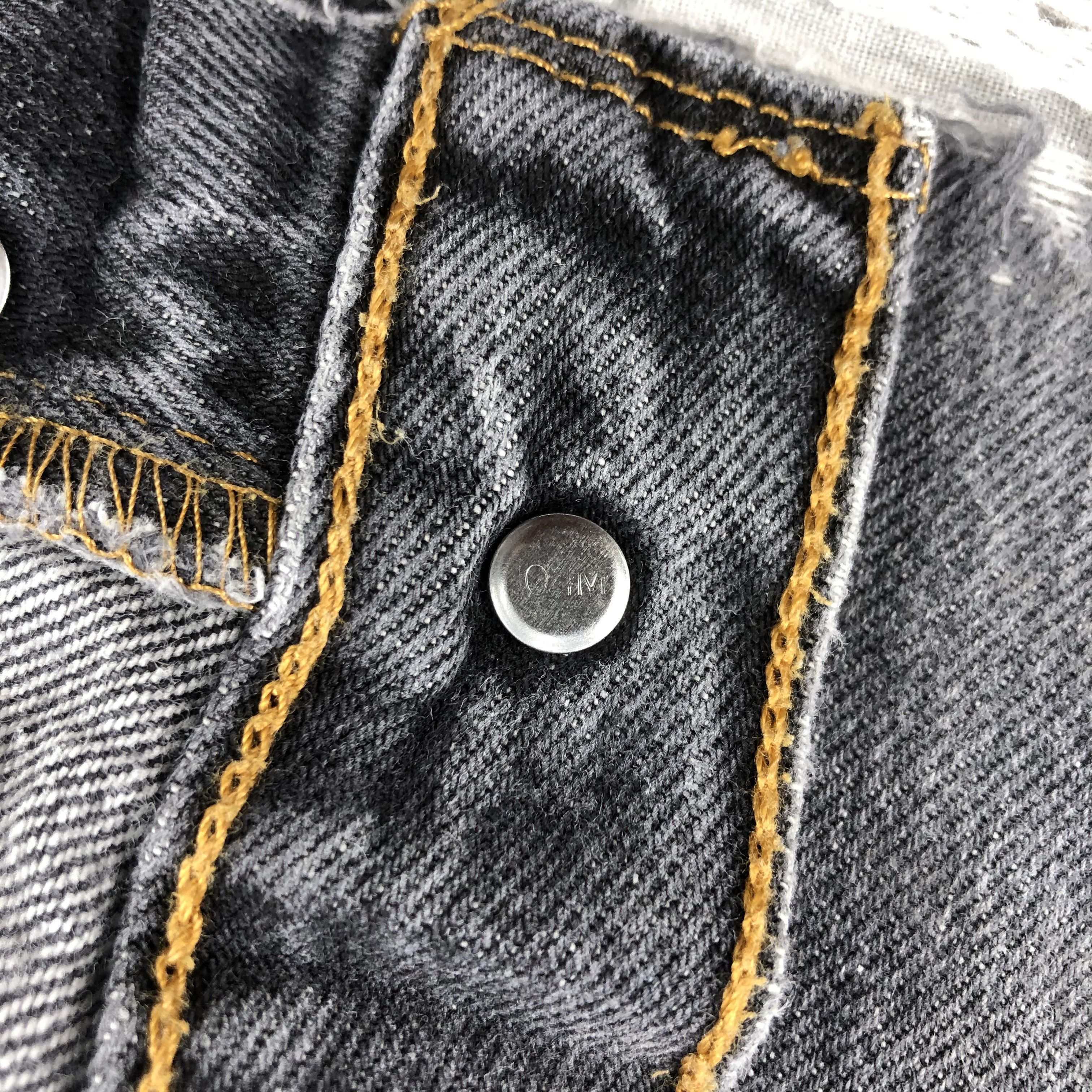 Levi's Vintage 90s Levis 501 Jeans-JM2667 Size US 37 - 15 Thumbnail