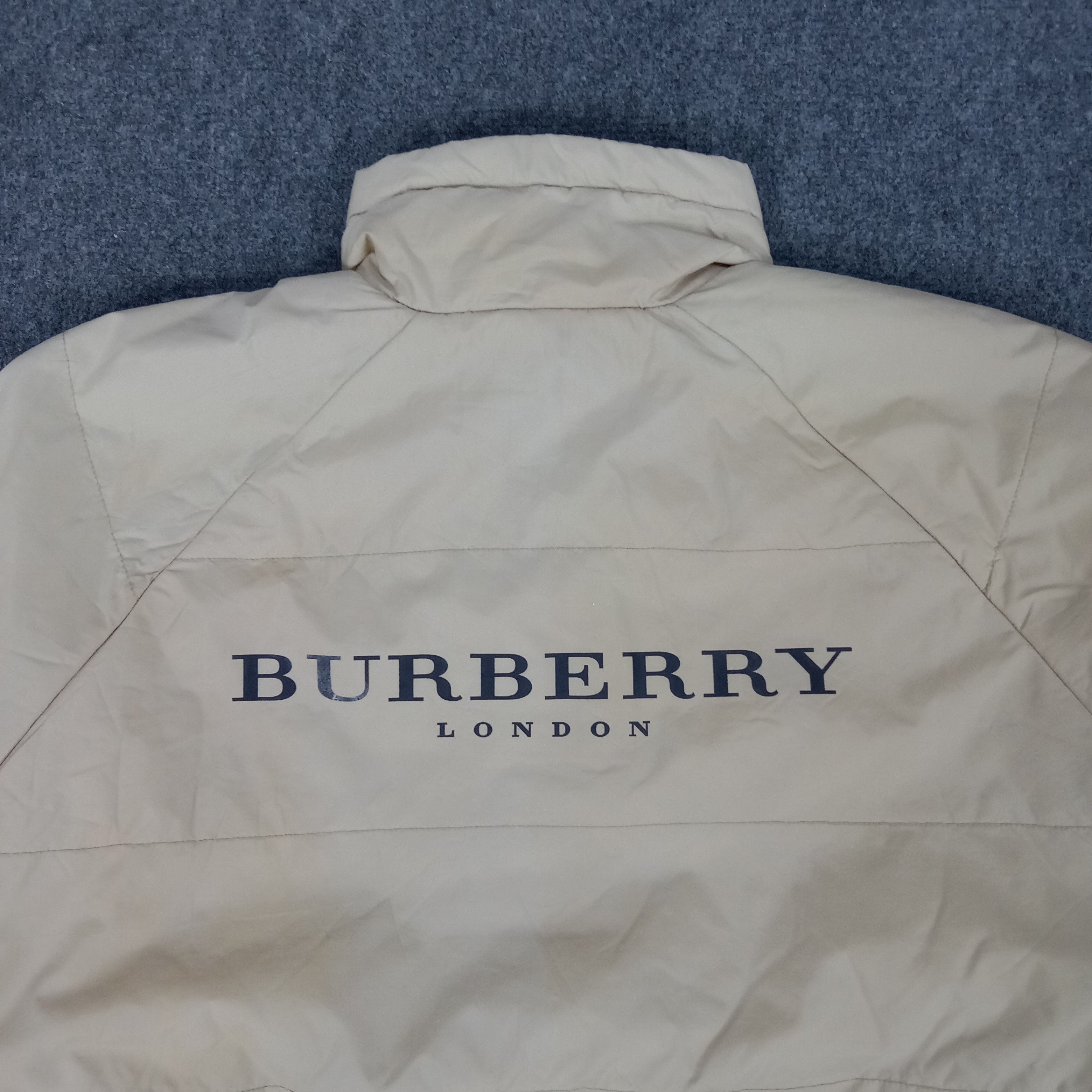 Vintage Italian Designers Burberry London Windbreaker Jacket Size M / US 6-8 / IT 42-44 - 2 Thumbnail