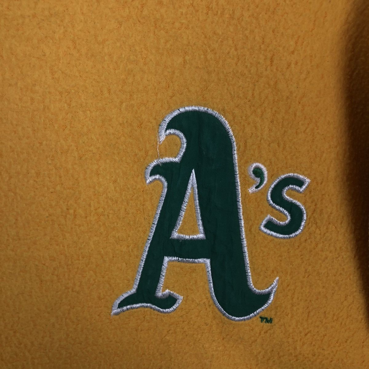 Japanese Brand × MLB VINTAGE MLB GENUINE MERCHANDISE BIG LOGO SWEATSHIRT Size US S / EU 44-46 / 1 - 10 Thumbnail
