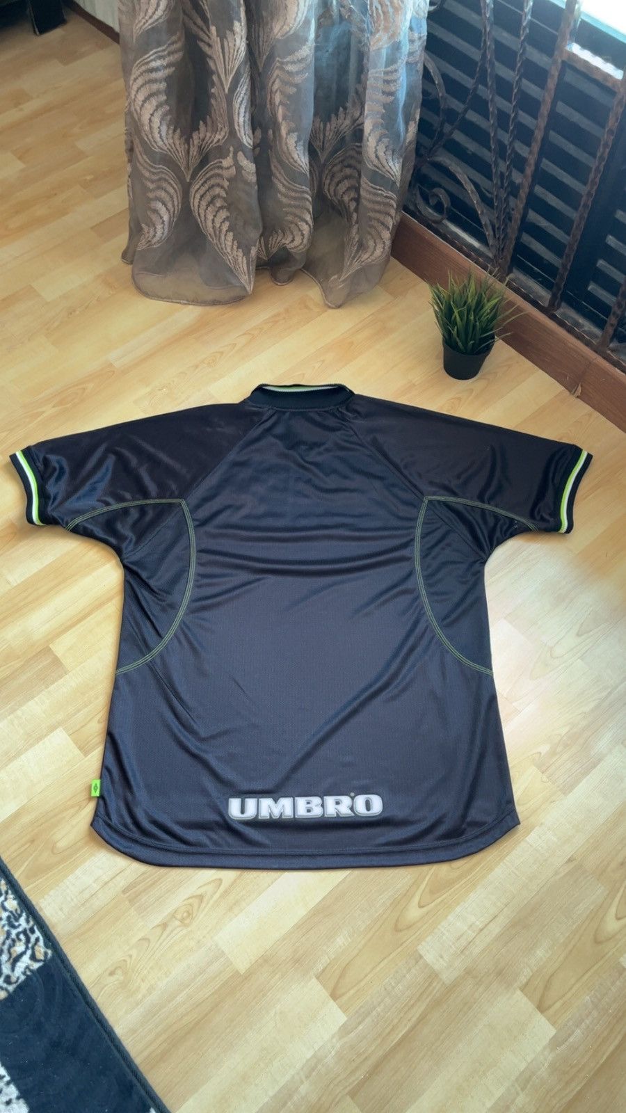 Umbro Manchester United 1998/99 Third Kit Size US XL / EU 56 / 4 - 8 Thumbnail