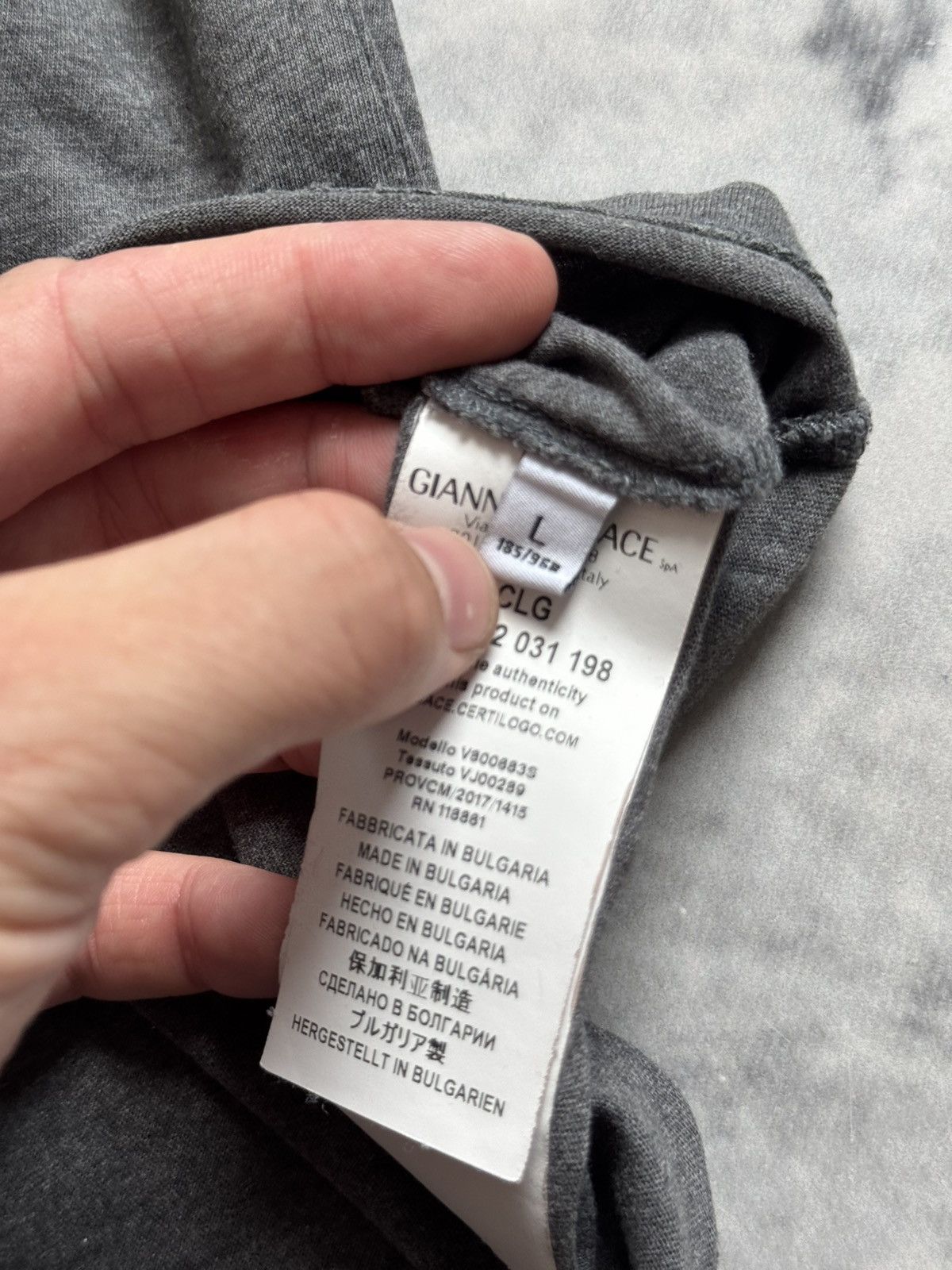 Versace Versace luxury tee 00s Size US L / EU 52-54 / 3 - 4 Thumbnail