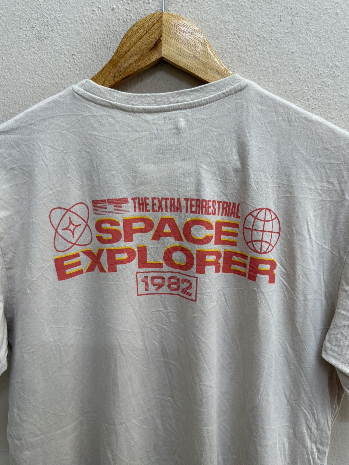 H&M H&M Universal Studios E.T Movie Tshirt Size US S / EU 44-46 / 1 - 11 Thumbnail