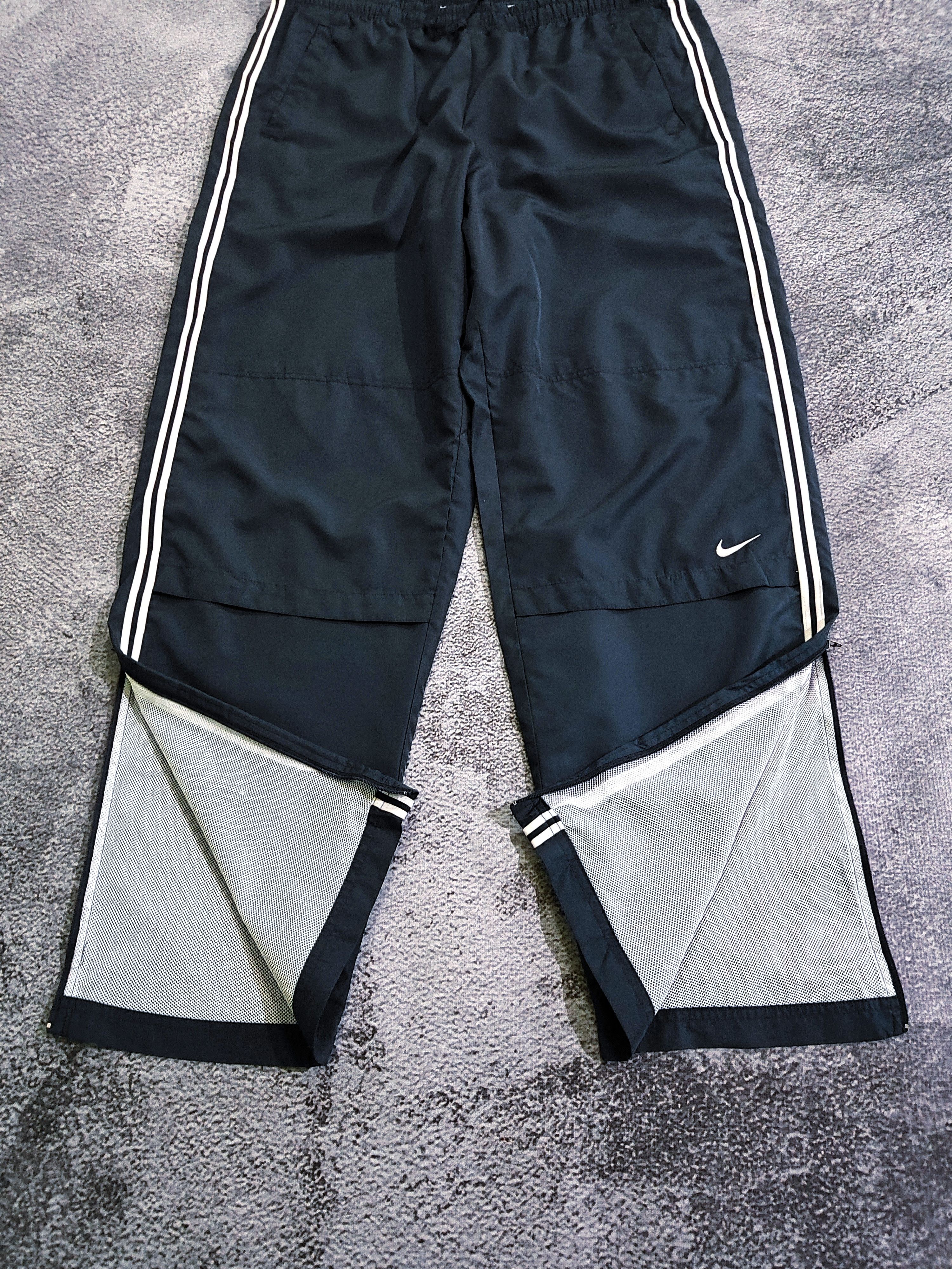 Nike Vintage Nike Baggy Track Pants Size US 33 - 5 Thumbnail
