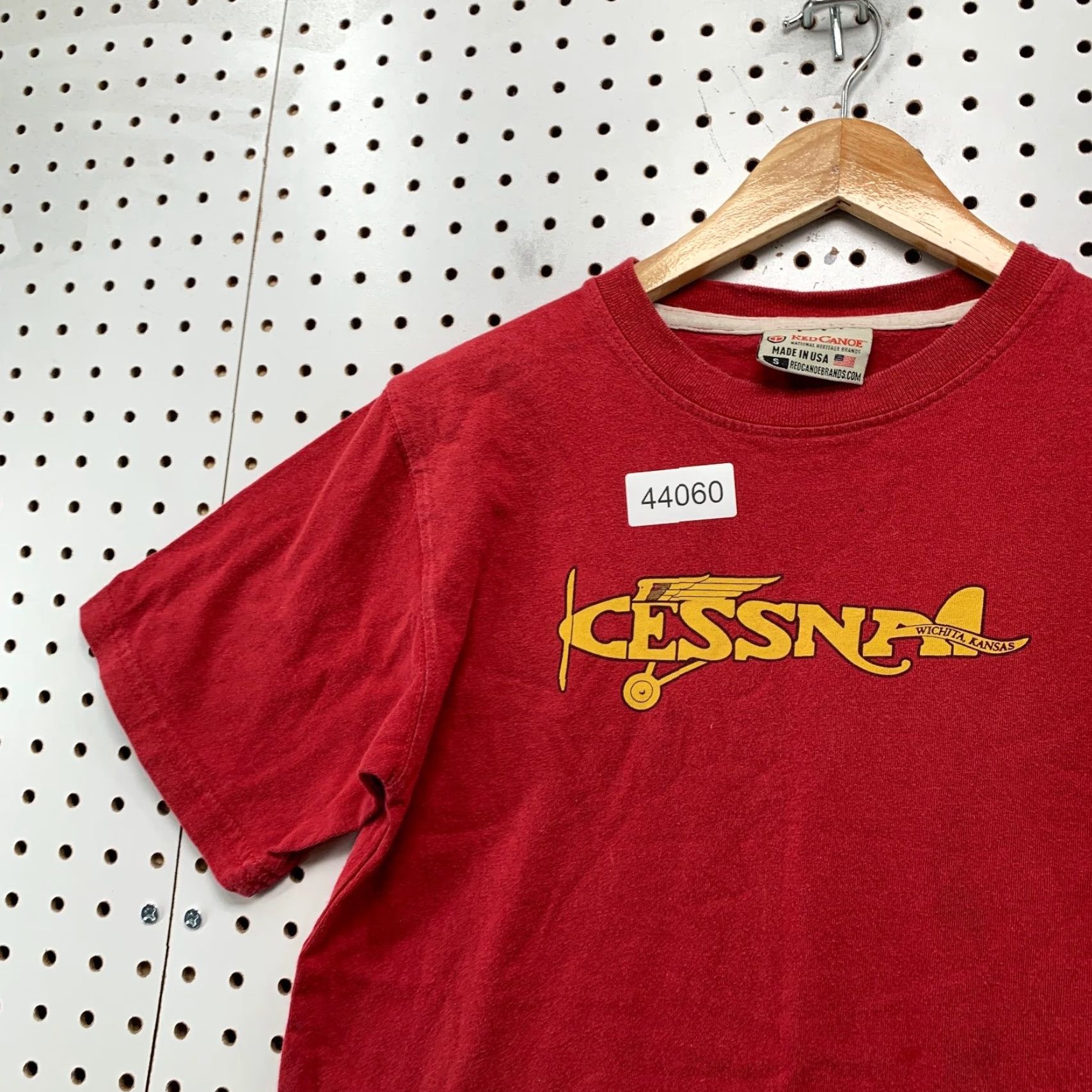 Vintage Red Canoe Shirt Mens Small Red Cessna Heritage Airplane Wichita Kansas Aviation Planes Size US S / EU 44-46 / 1 - 7 Thumbnail