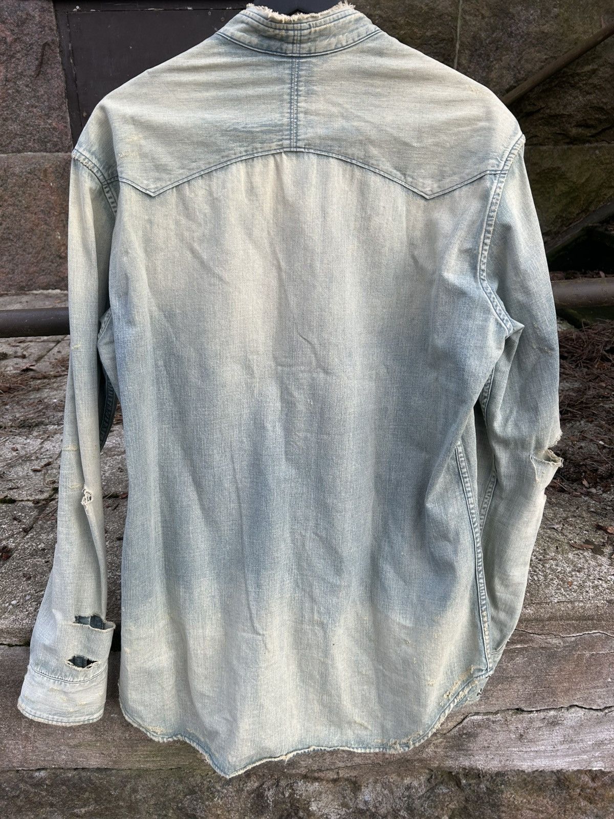 Balmain Balmain SS18 Distressed Denim Shirt Size US M / EU 48-50 / 2 - 2 Thumbnail