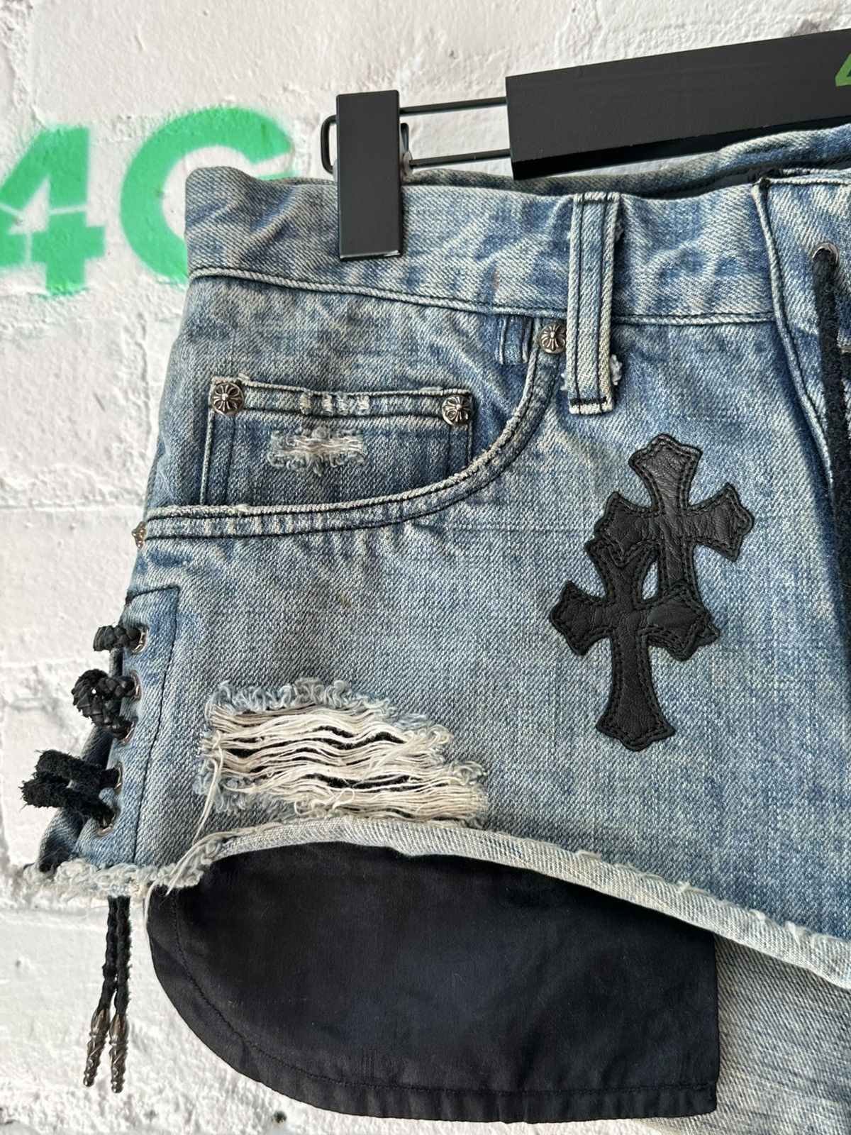 Chrome Hearts CHROME HEARTS LACE PATCH SHORTS Size 28" / US 6 / IT 42 - 4 Thumbnail