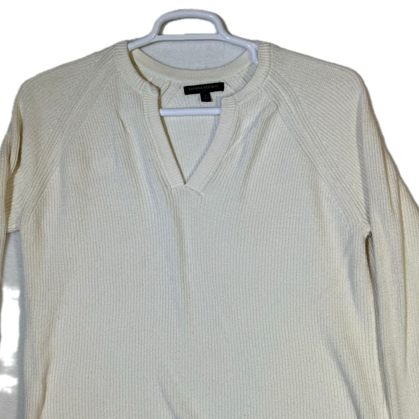 Banana Republic Banana Republic Women’s Ivory Split‑Neck Knit Pullover Sweater Shirt S Vintage No Size S / US 4 / IT 40 - 3 Thumbnail