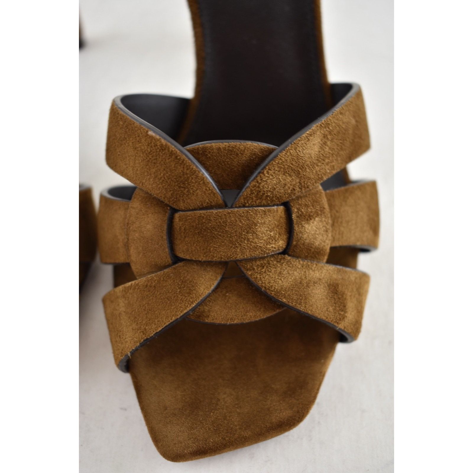 Yves Saint Laurent Saint Laurent Tribute 85 Mule Land Brown Suede Pump 40.5 Size US 10.5 / IT 40.5 - 10 Thumbnail