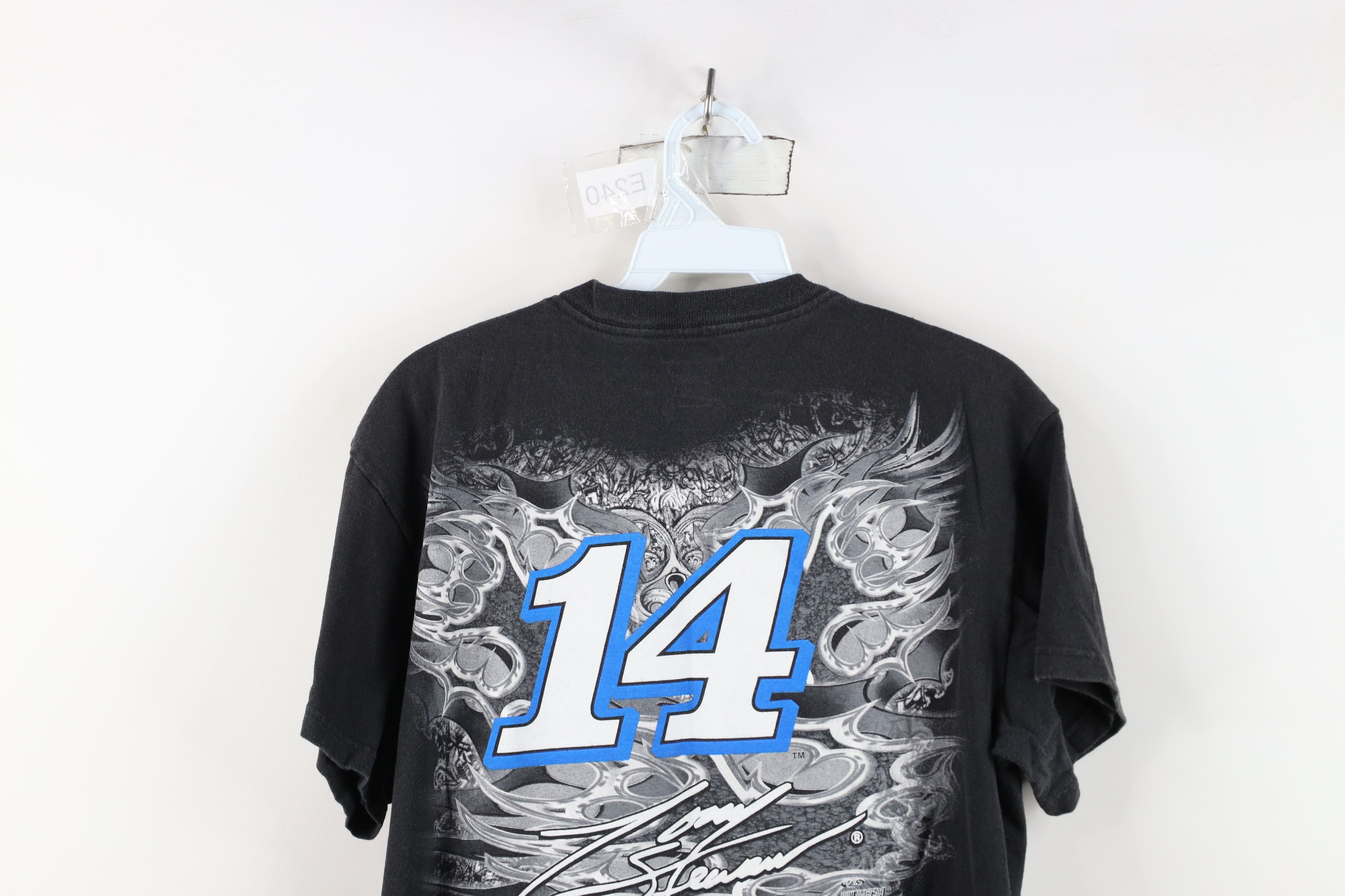 Vintage Vintage Y2K NASCAR Tribal Flames Tony Stewart Racing T-Shirt Size US M / EU 48-50 / 2 - 14 Thumbnail