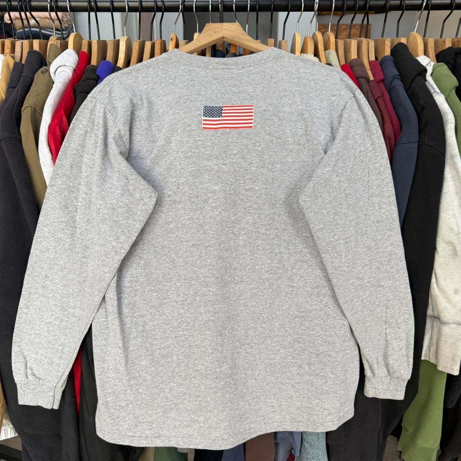 Other Vintage 2002 USA Olympics Long Sleeve T-Shirt Grey Size US M / EU 48-50 / 2 - 6 Thumbnail