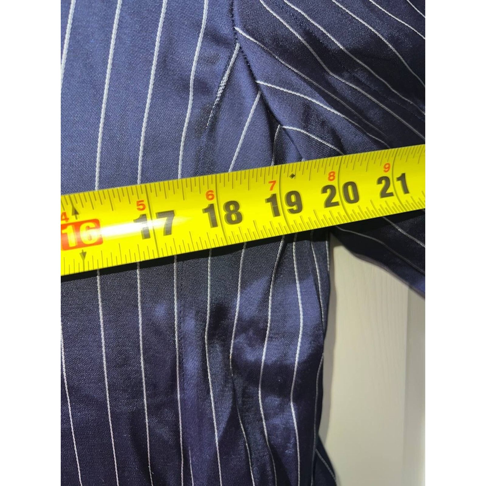 Hugo Boss Vintage HUGO BOSS women Blue Pinstripe Blazer XL 48 A000086 Size XL / US 12-14 / IT 48-50 - 4 Thumbnail