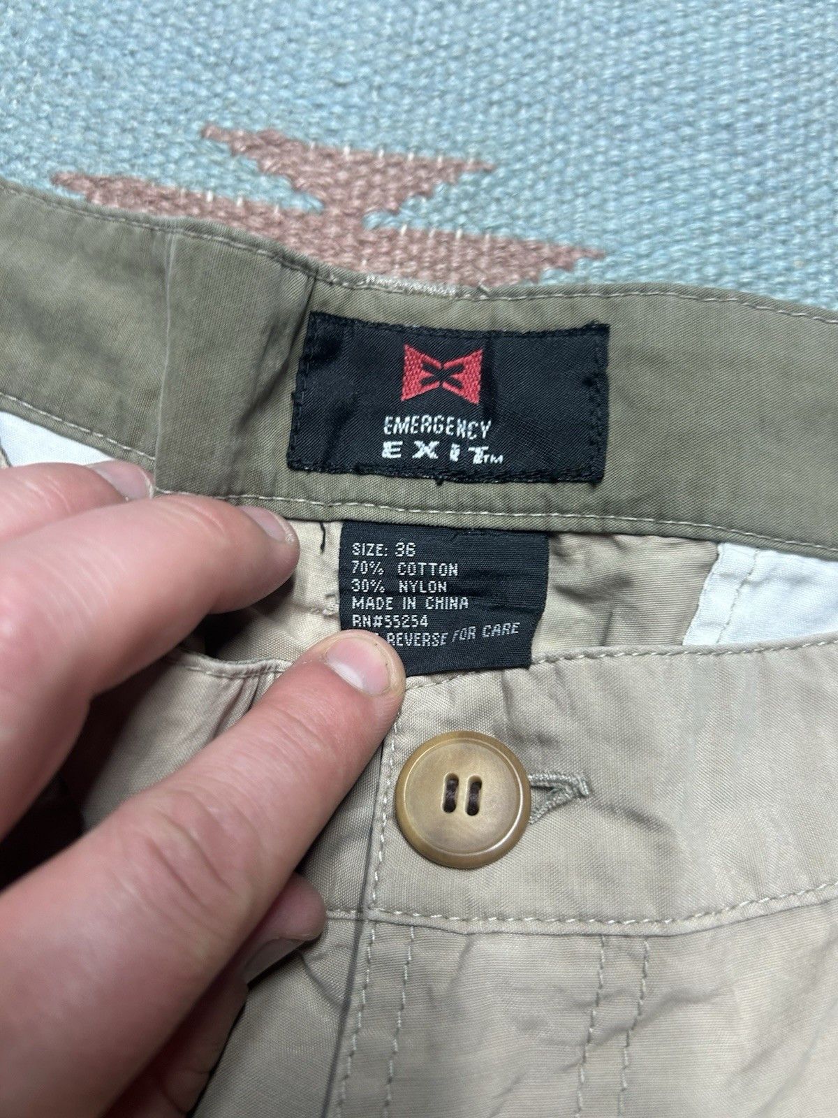 Vintage Emergency Exit cargo shorts cotton nylon khaki tan hiking 36 Size US 36 / EU 52 - 4 Thumbnail